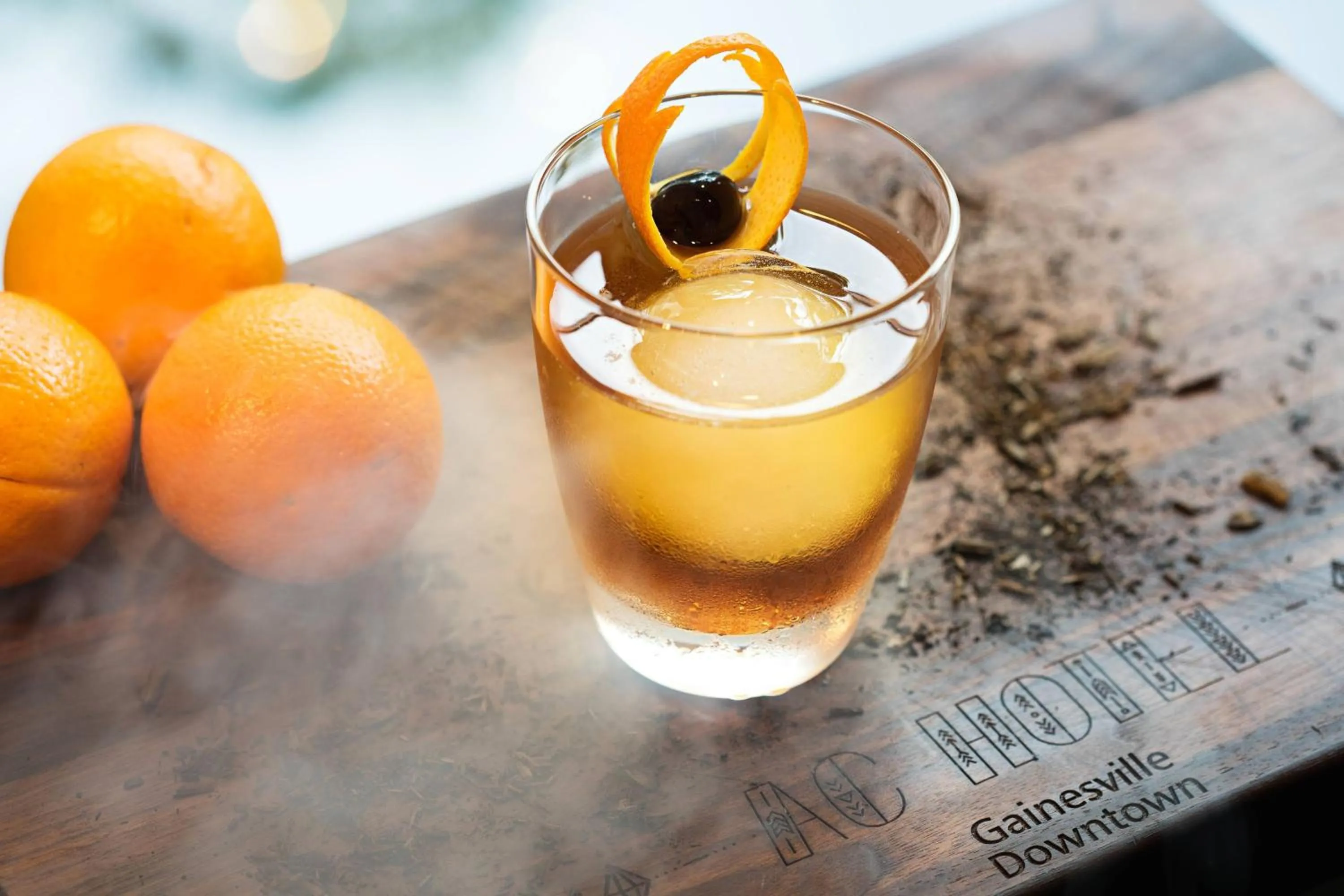 Lounge or bar in AC Hotel by Marriott Gainesville Downtown