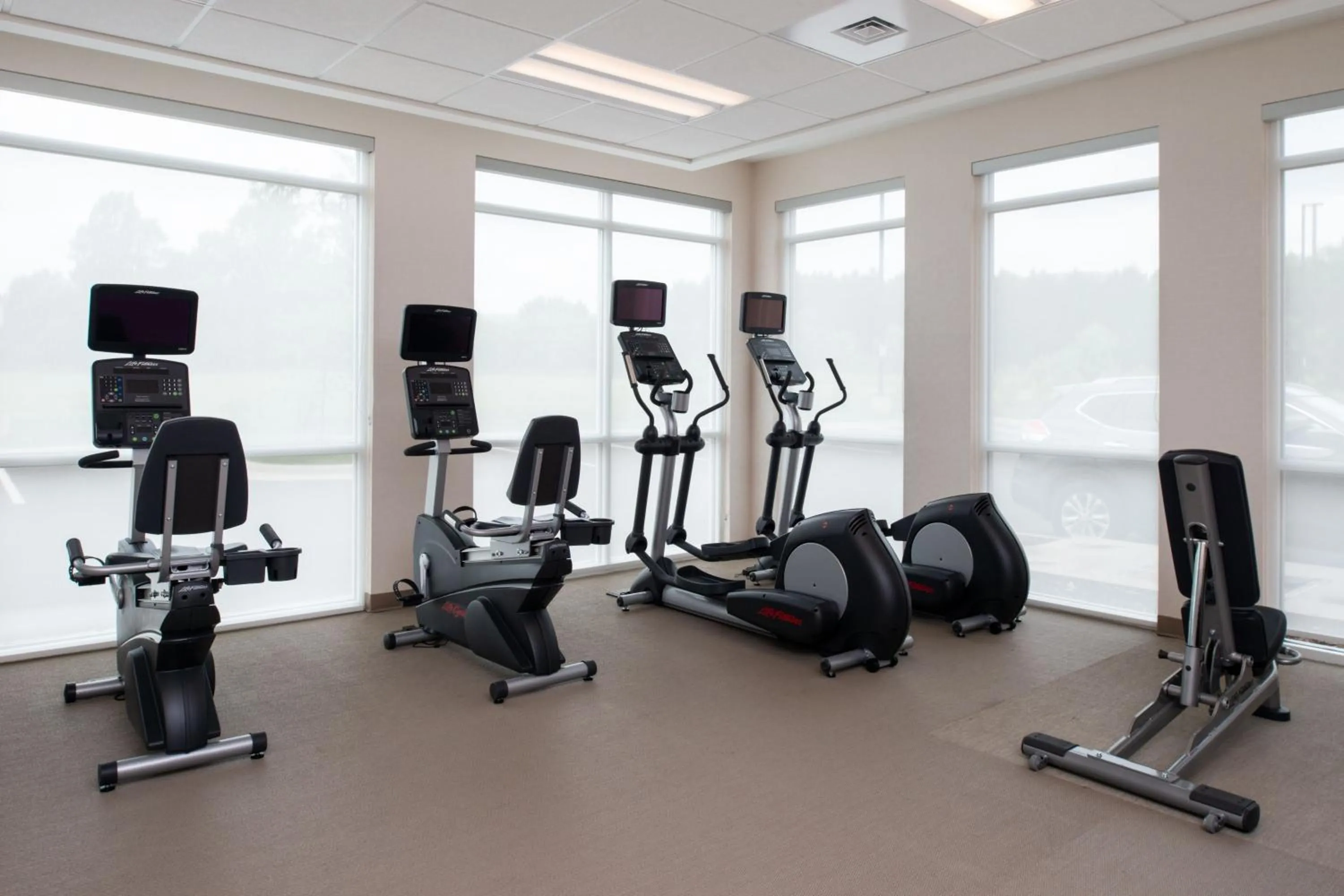 Fitness centre/facilities in SpringHill Suites by Marriott Greensboro Airport