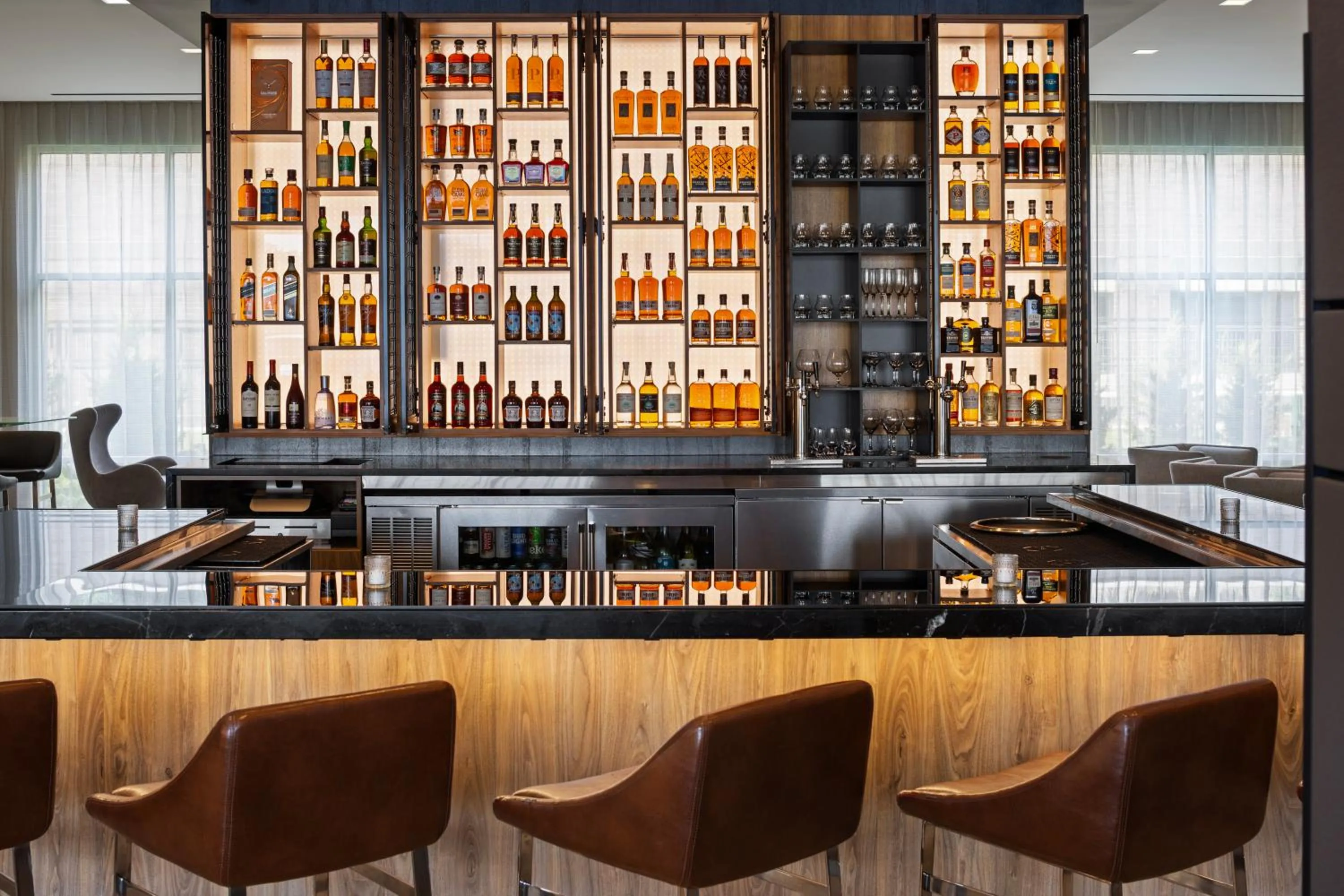 Lounge or bar in AC Hotel by Marriott Minneapolis West End