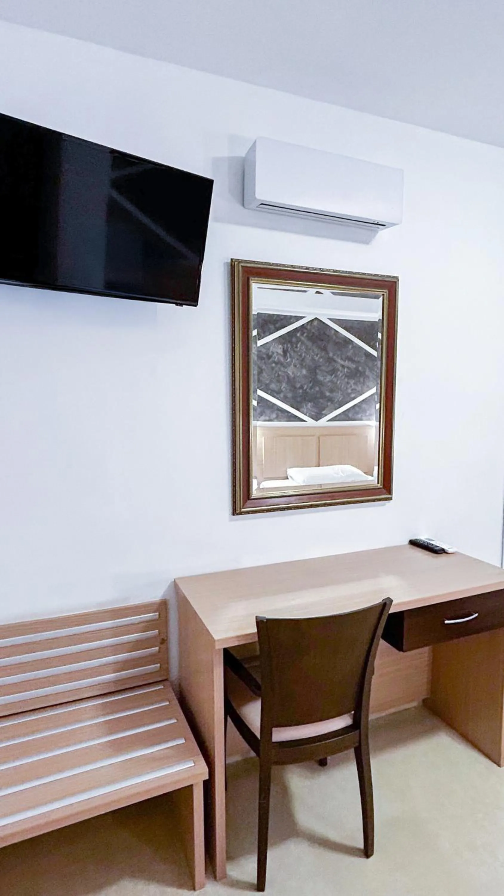 Photo of the whole room in Hotel Primavera Benidorm