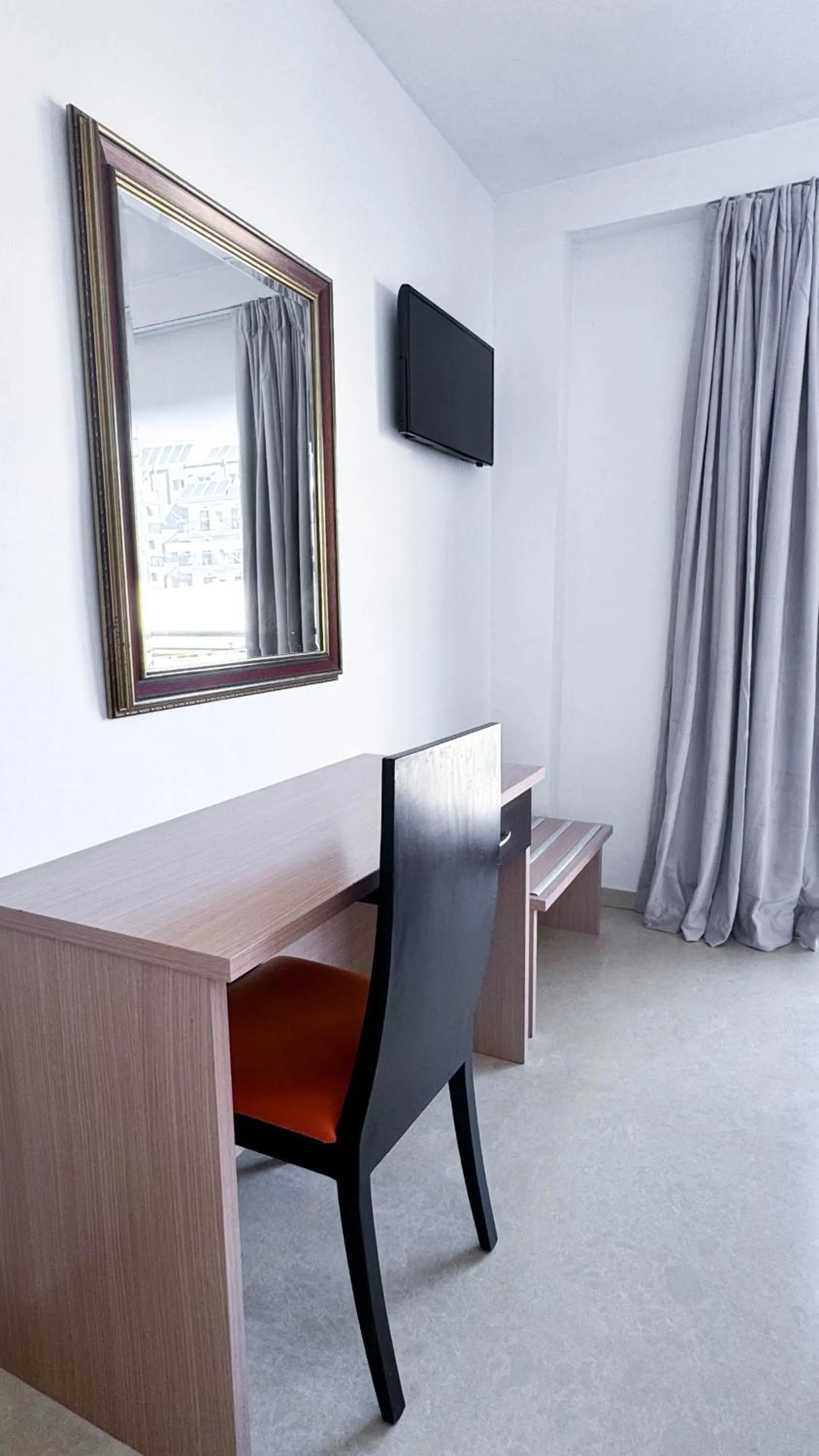 TV and multimedia in Hotel Primavera Benidorm