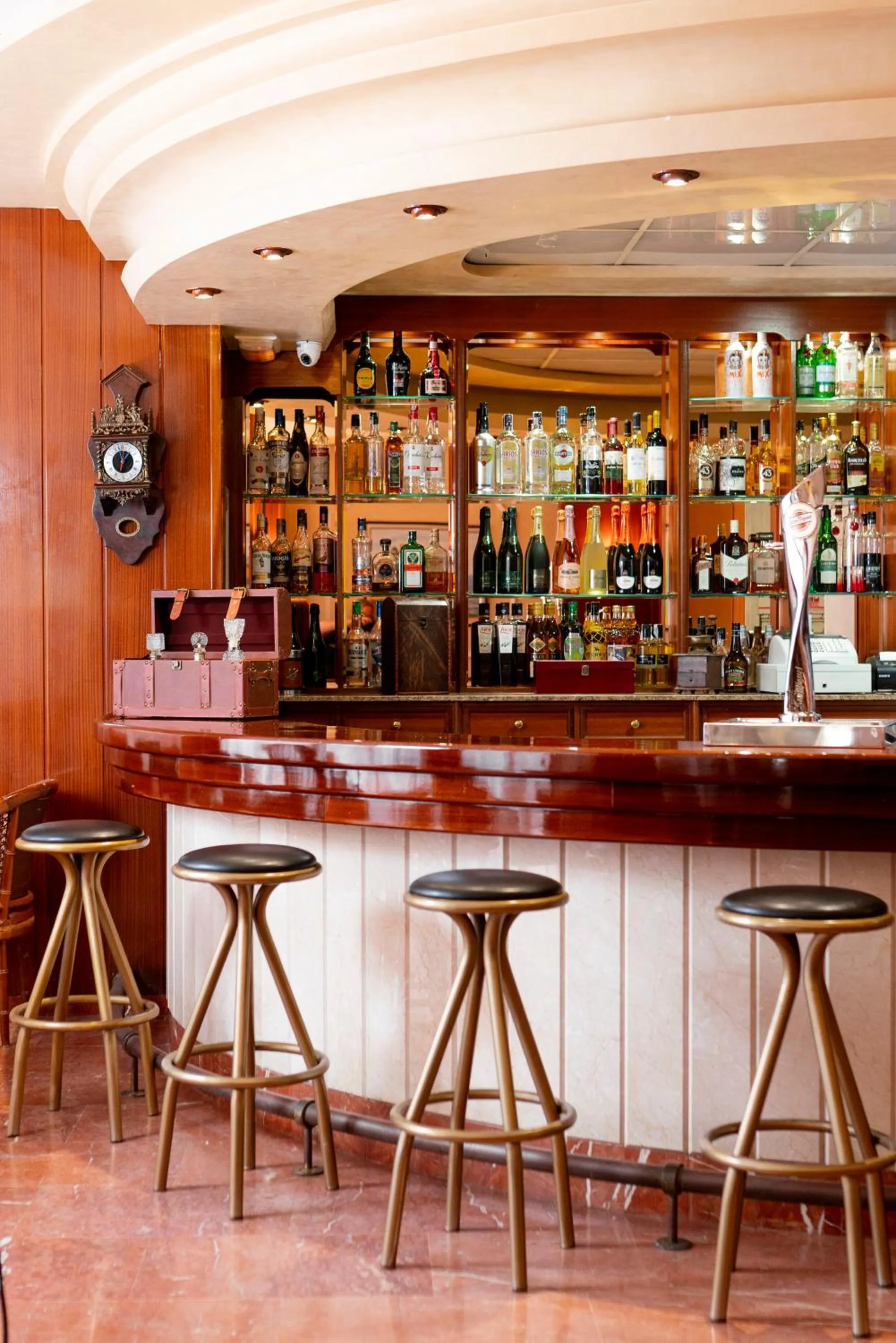 Lounge or bar in Hotel Primavera Benidorm