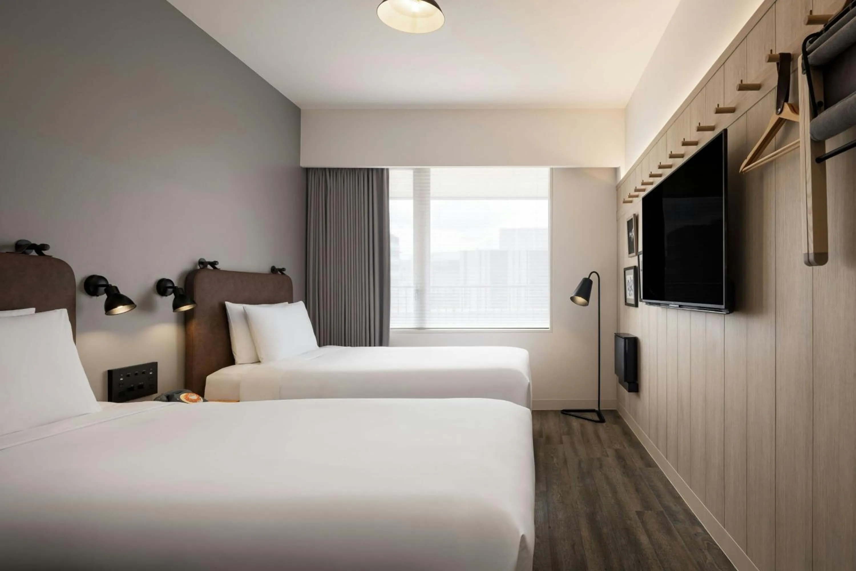 Photo of the whole room, Bed in MOXY Tokyo Kinshicho