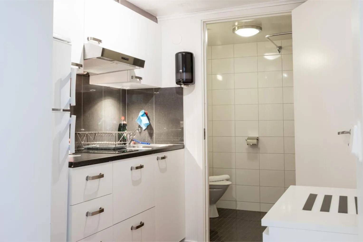 Kitchen or kitchenette in EttSmart Hotell