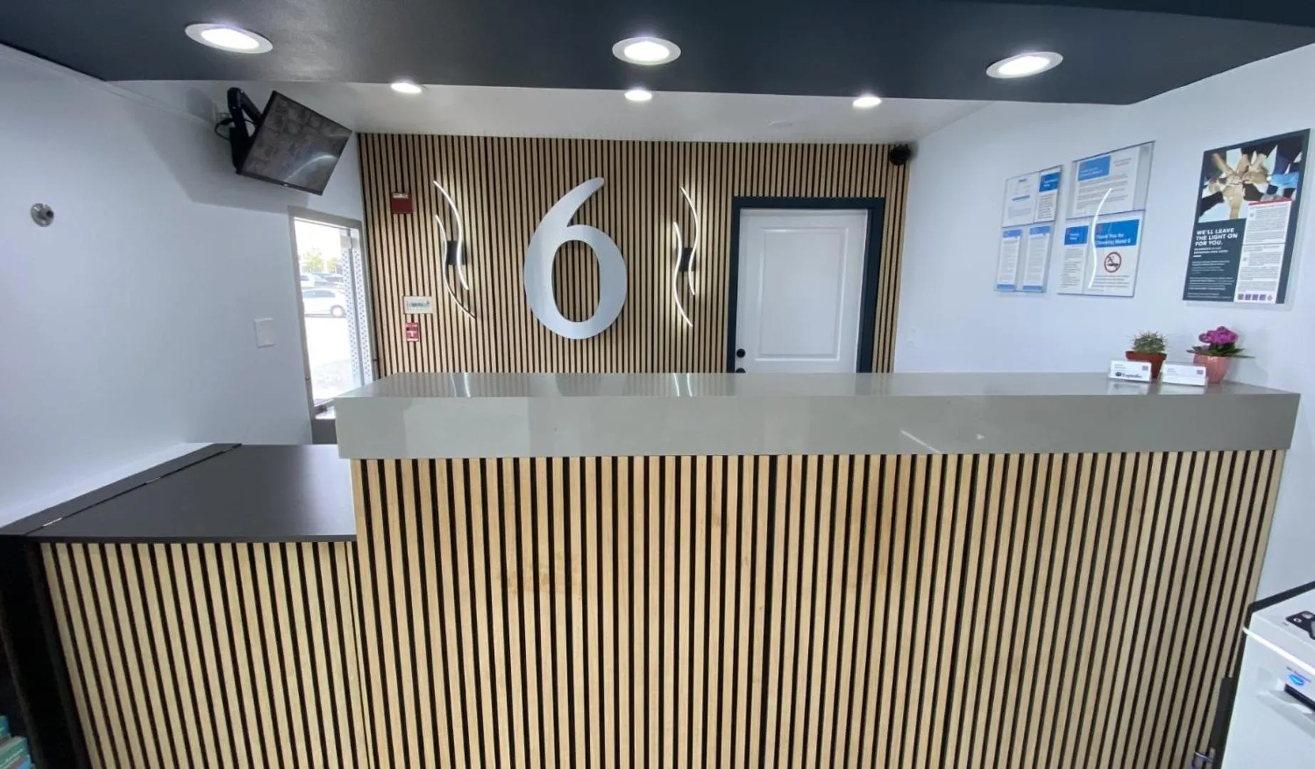 Lobby or reception in Motel 6-Costa Mesa, CA