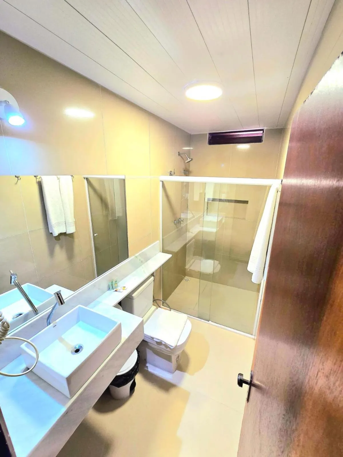 Shower in Pousada Shalom Beach