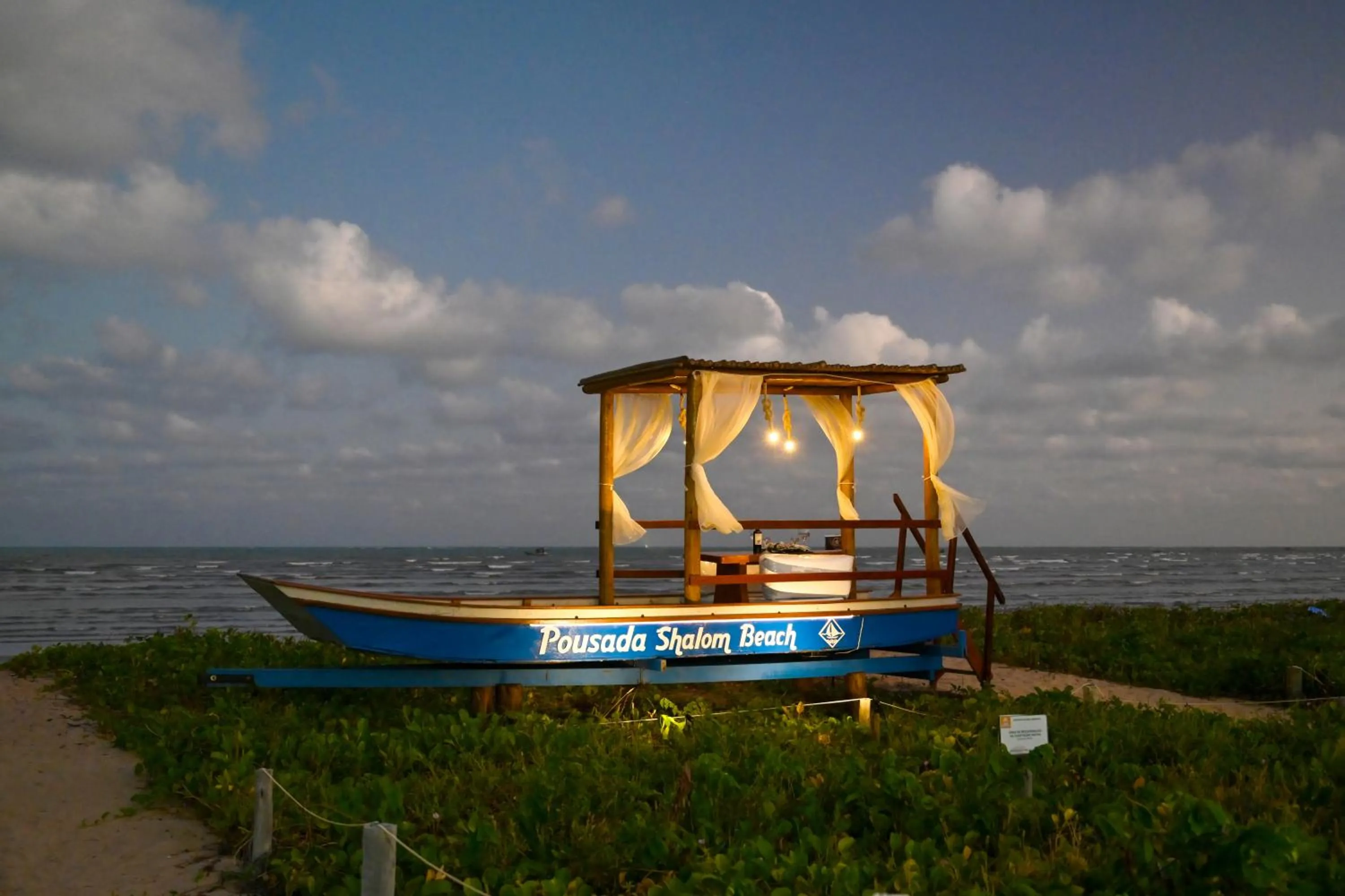 Dining area in Pousada Shalom Beach