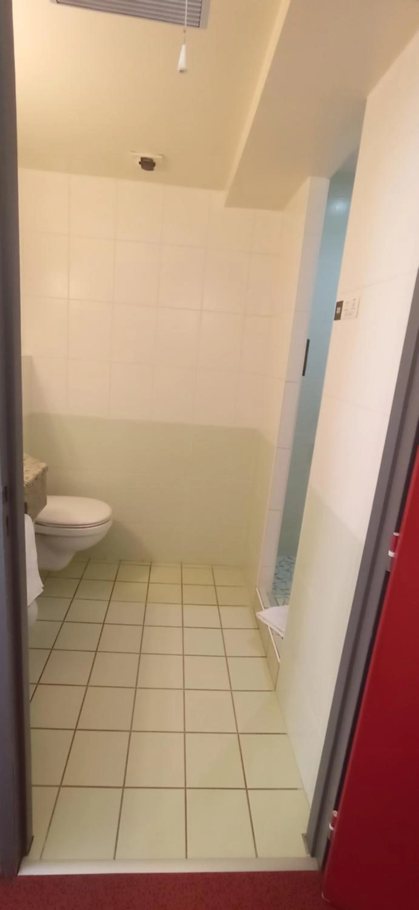 Bathroom in Logis Hotel Restaurant Le Cygne