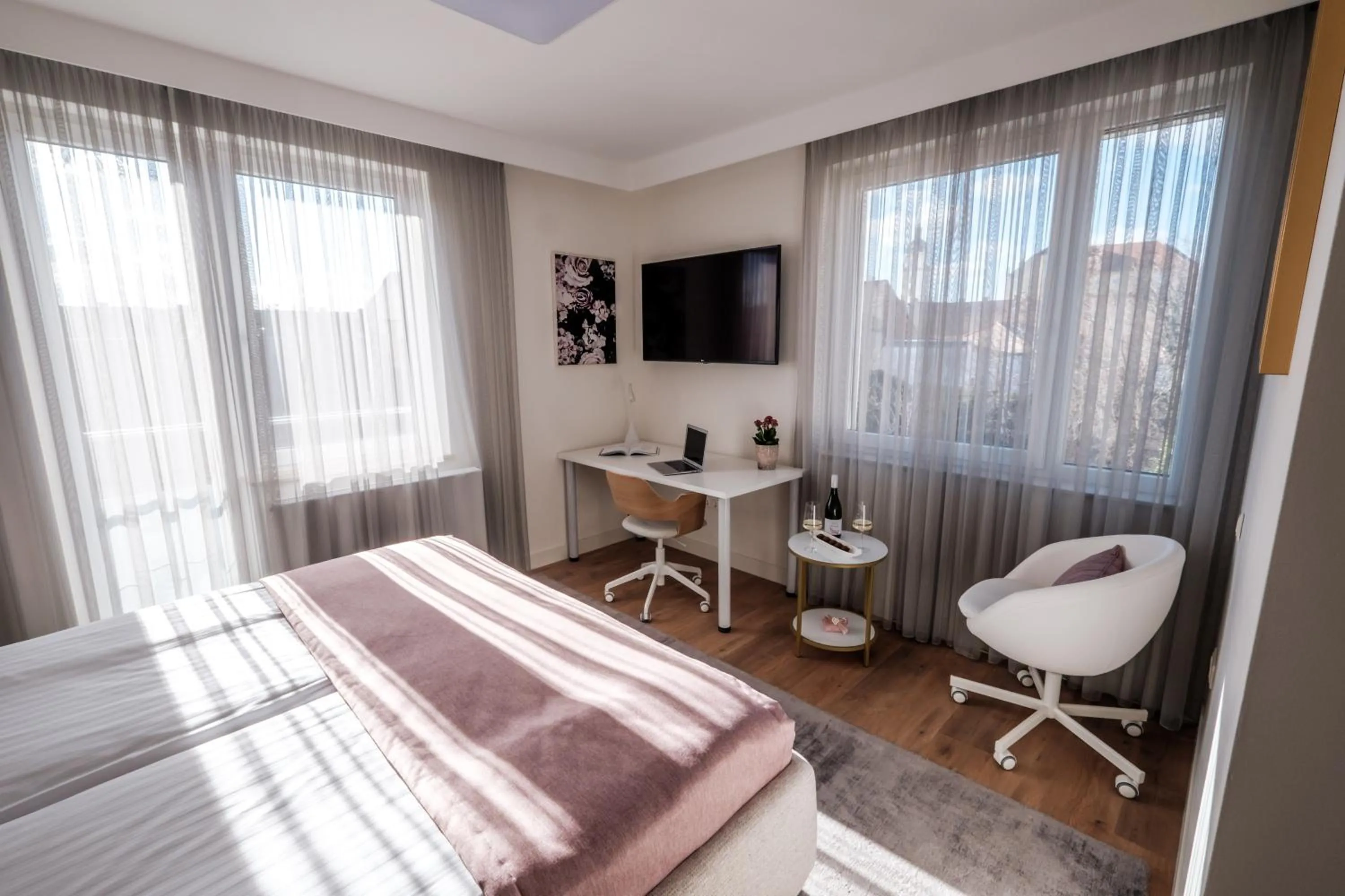 Bed in Adele Apartments