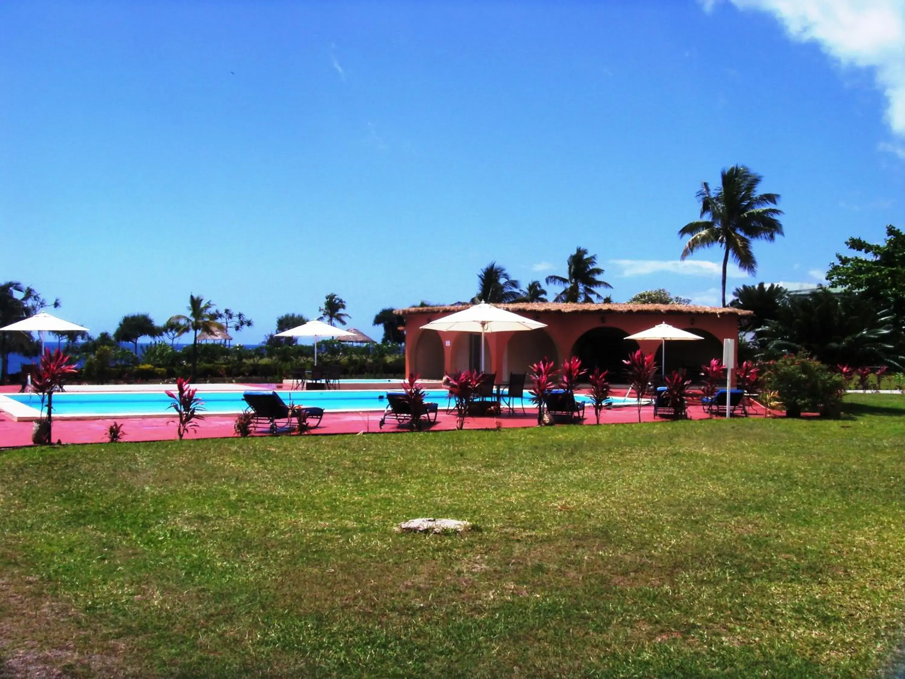 Double Room with Pool View - single occupancy in Retaj Moroni Double Room with Pool View - single occupancy in Retaj Moroni