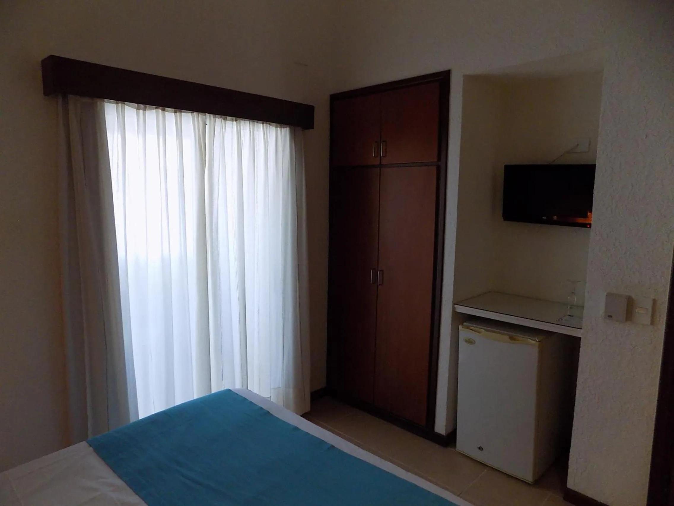 Photo of the whole room, Bed in Hotel Concorde