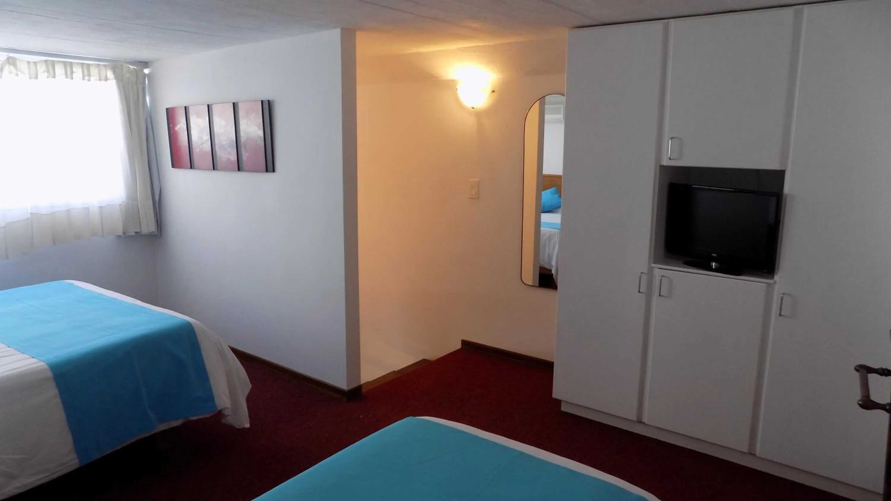 Photo of the whole room, Bed in Hotel Concorde