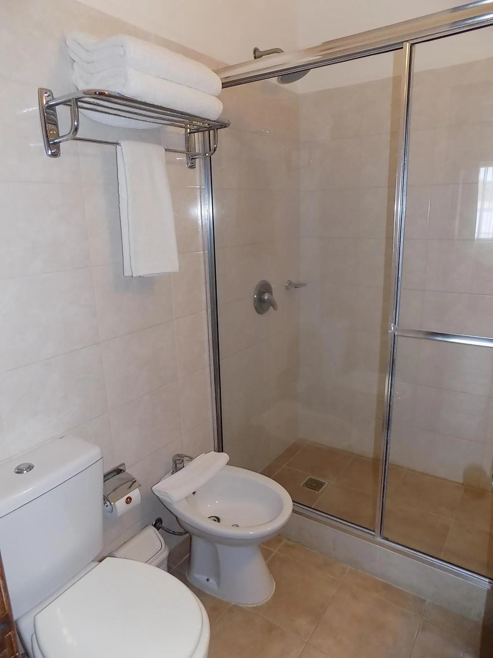 Bathroom in Hotel Concorde