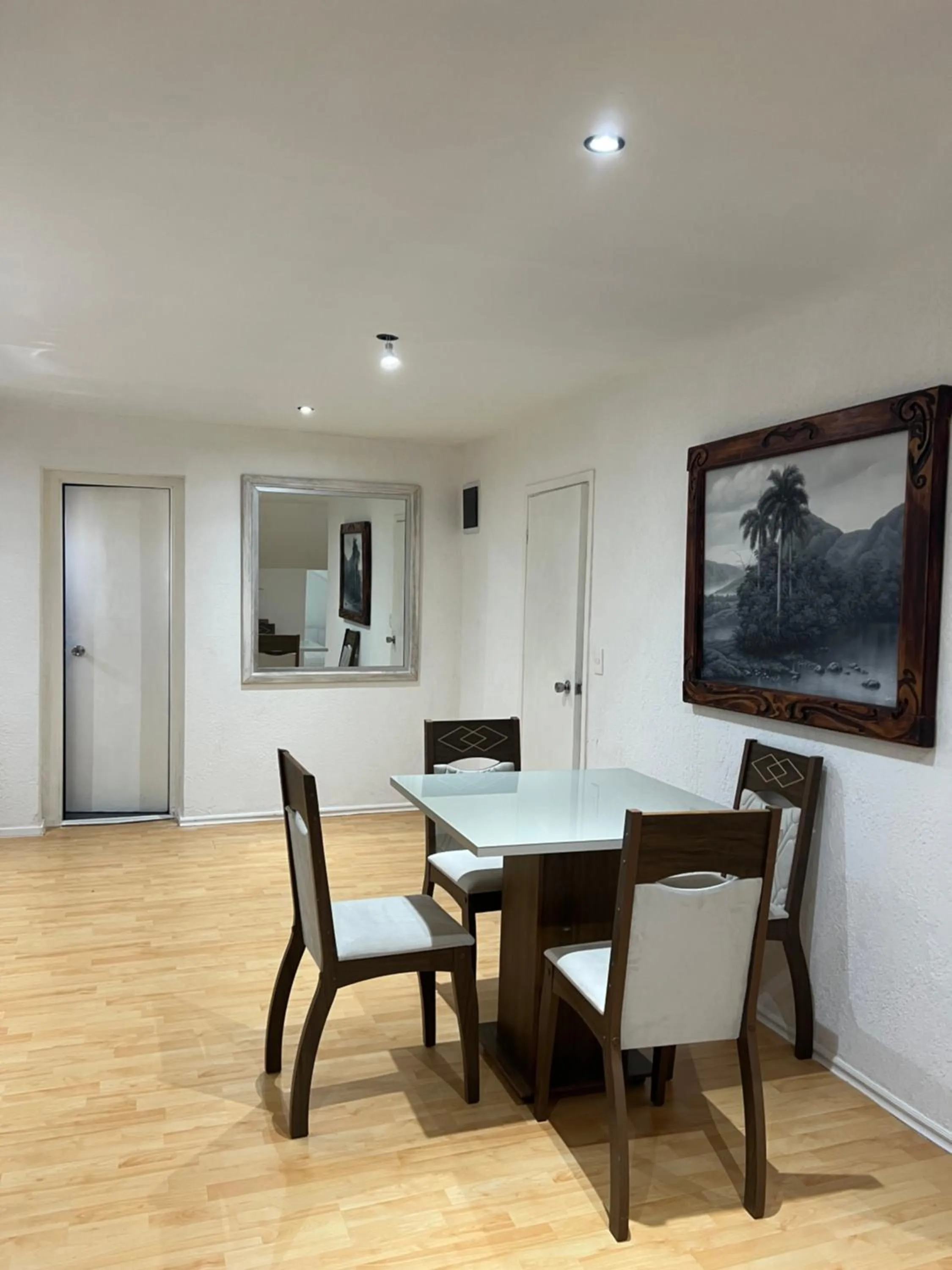Dining area in Hotel Concorde