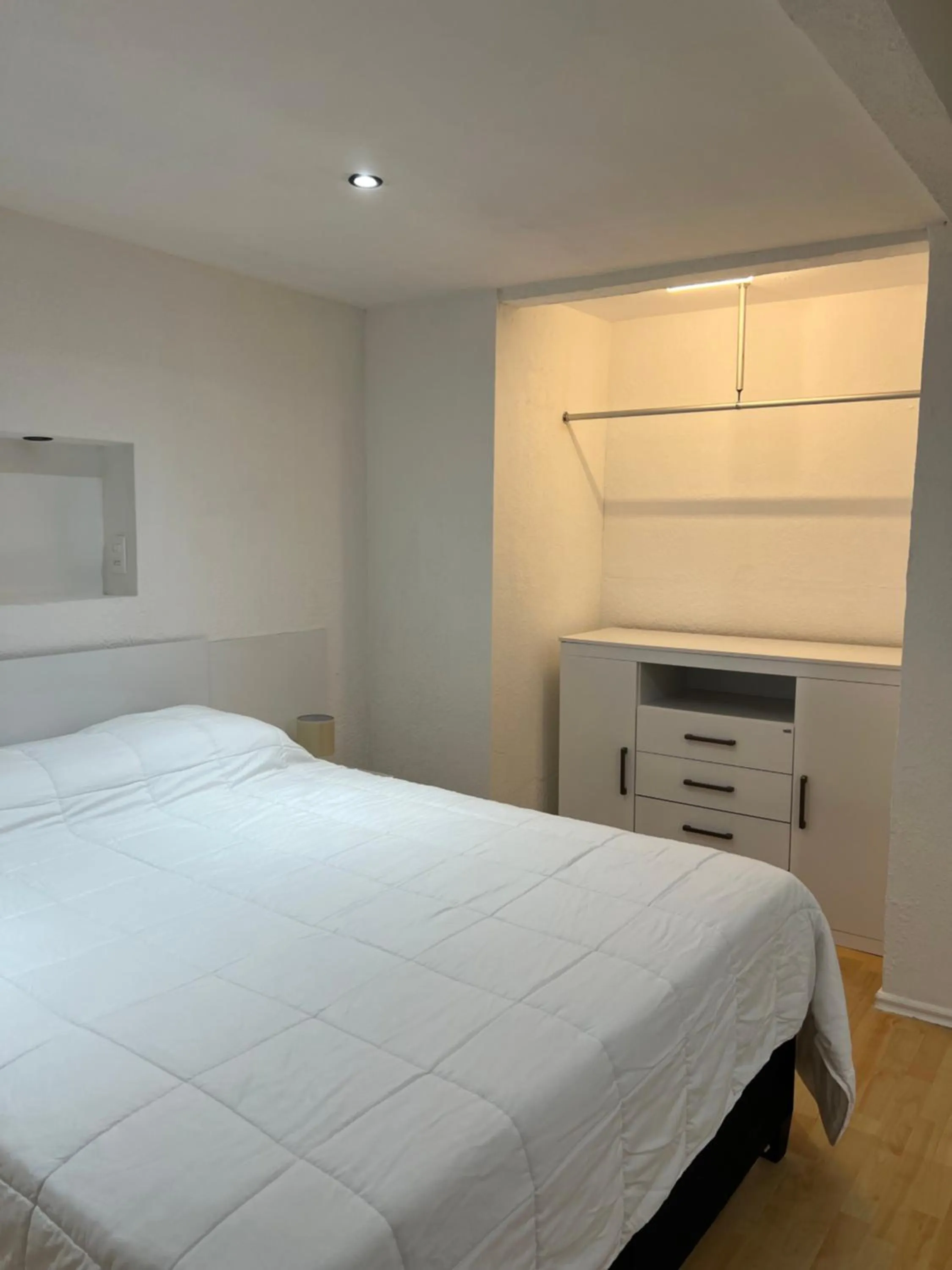 Bed in Hotel Concorde