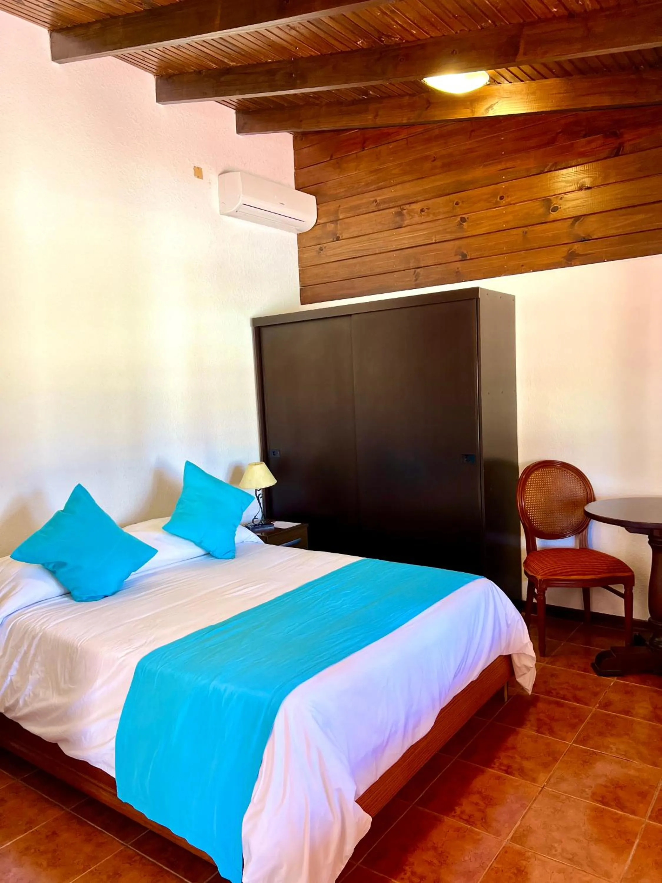 Bed in Hotel Concorde