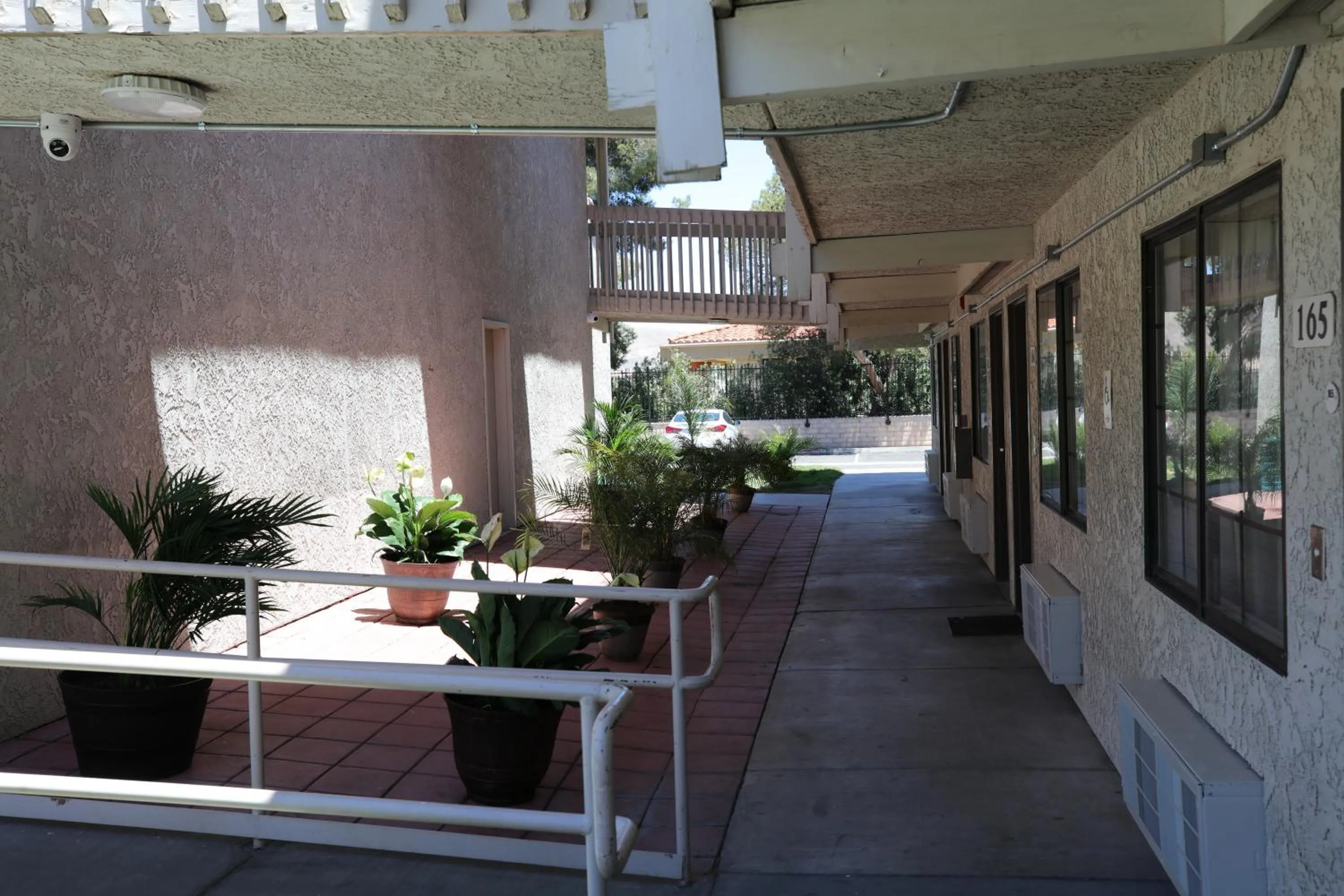 Property building in Motel 6-Barstow, CA