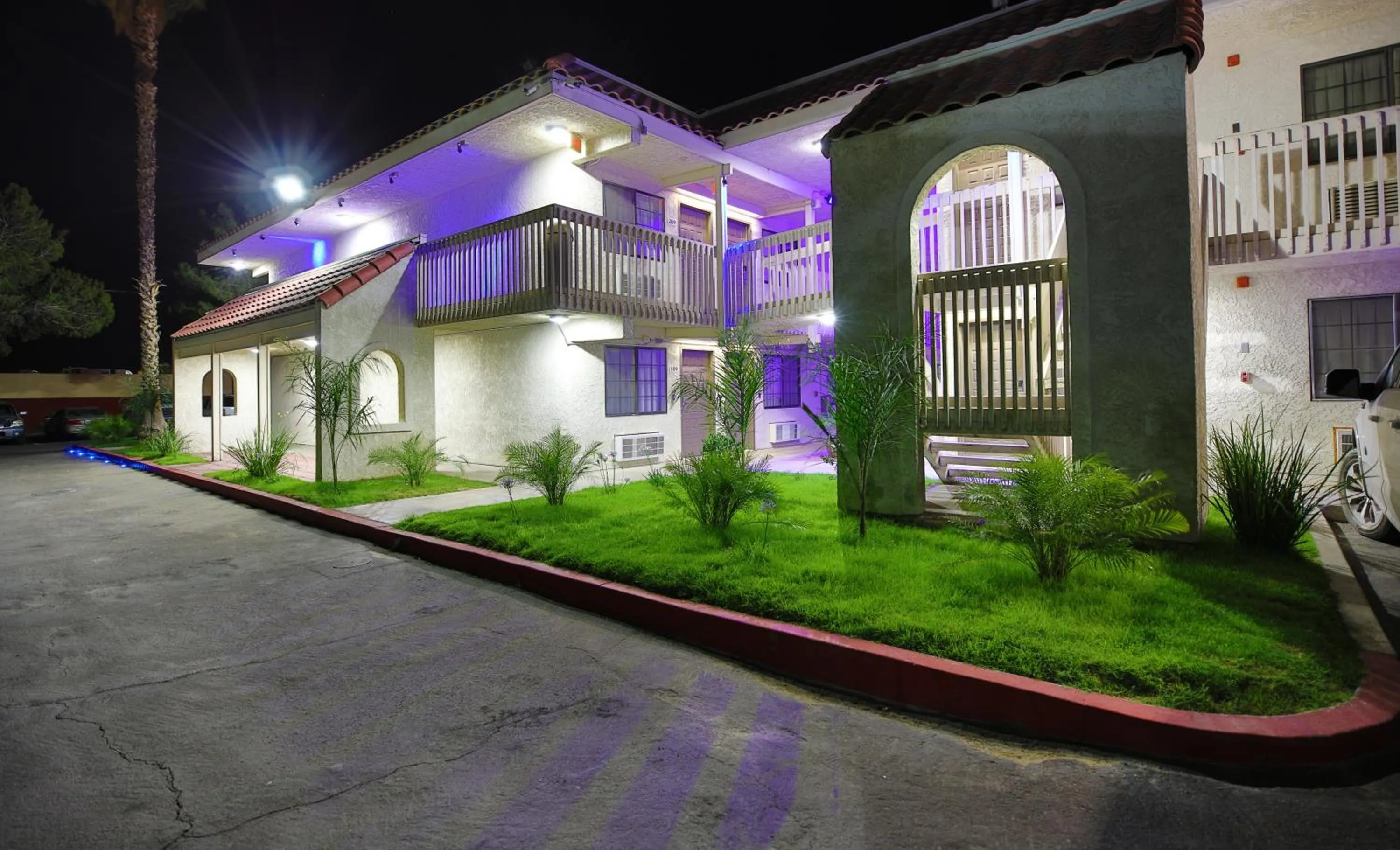 Property building in Motel 6-Barstow, CA