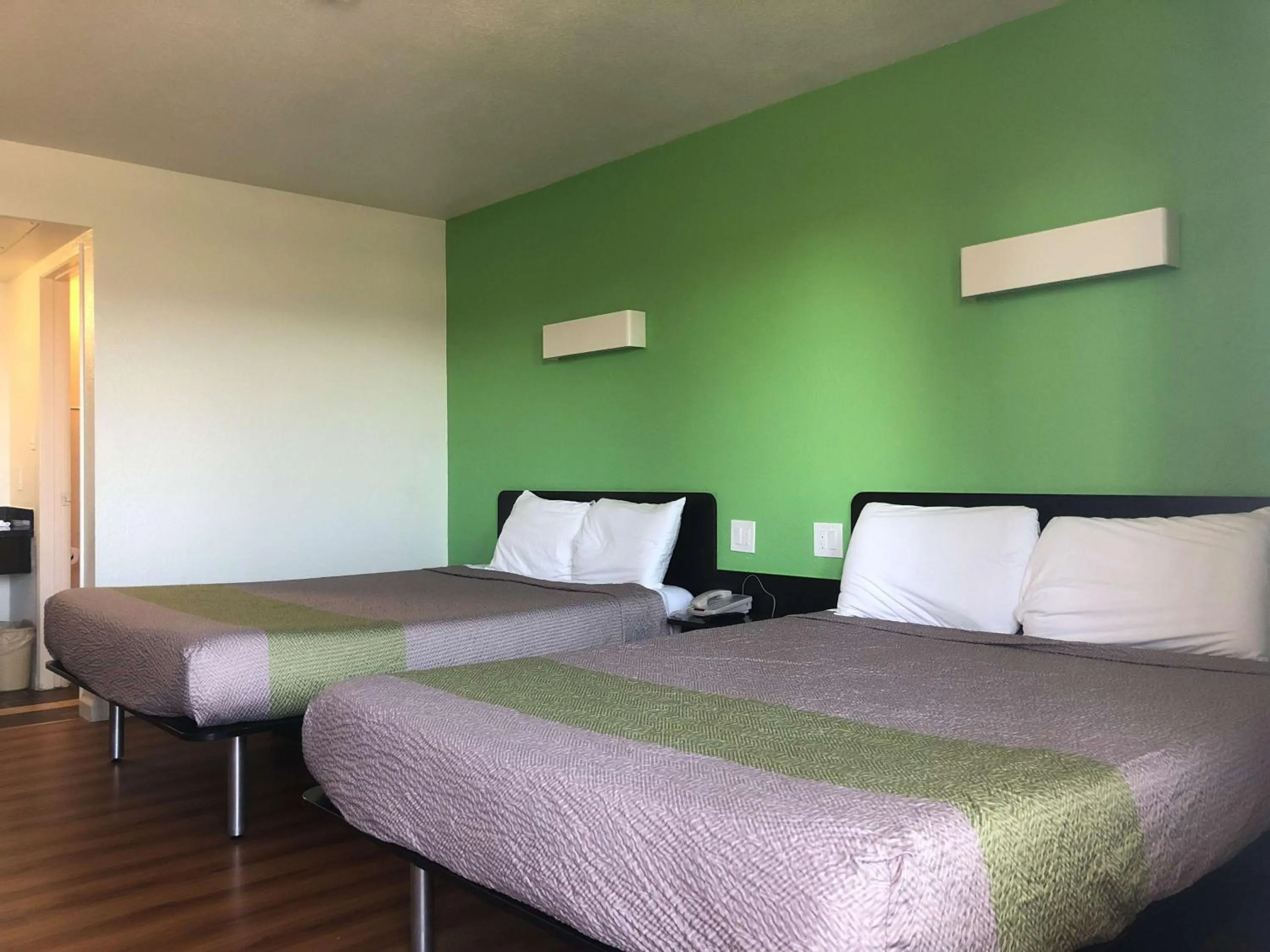 Photo of the whole room, Bed in Motel 6-Barstow, CA