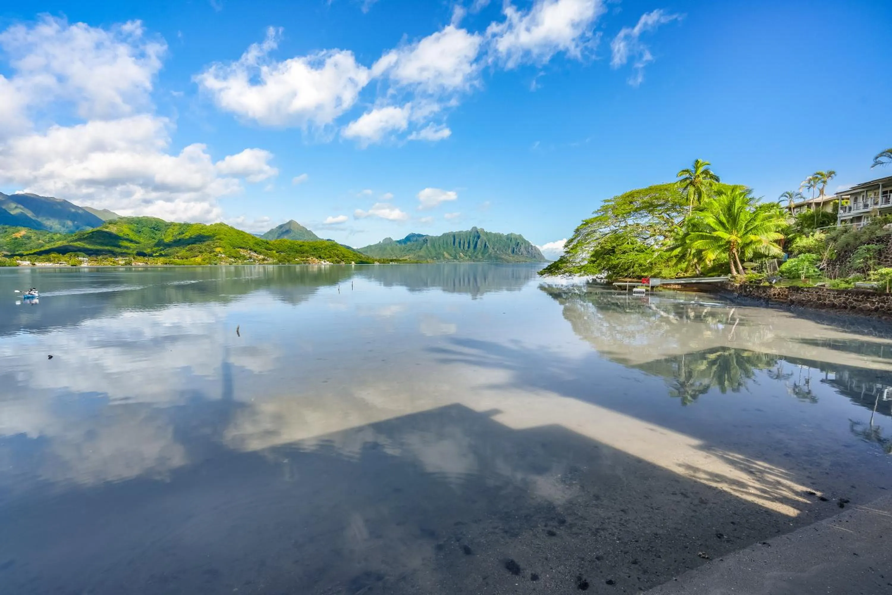 Nearby landmark in Paradise Bay Resort