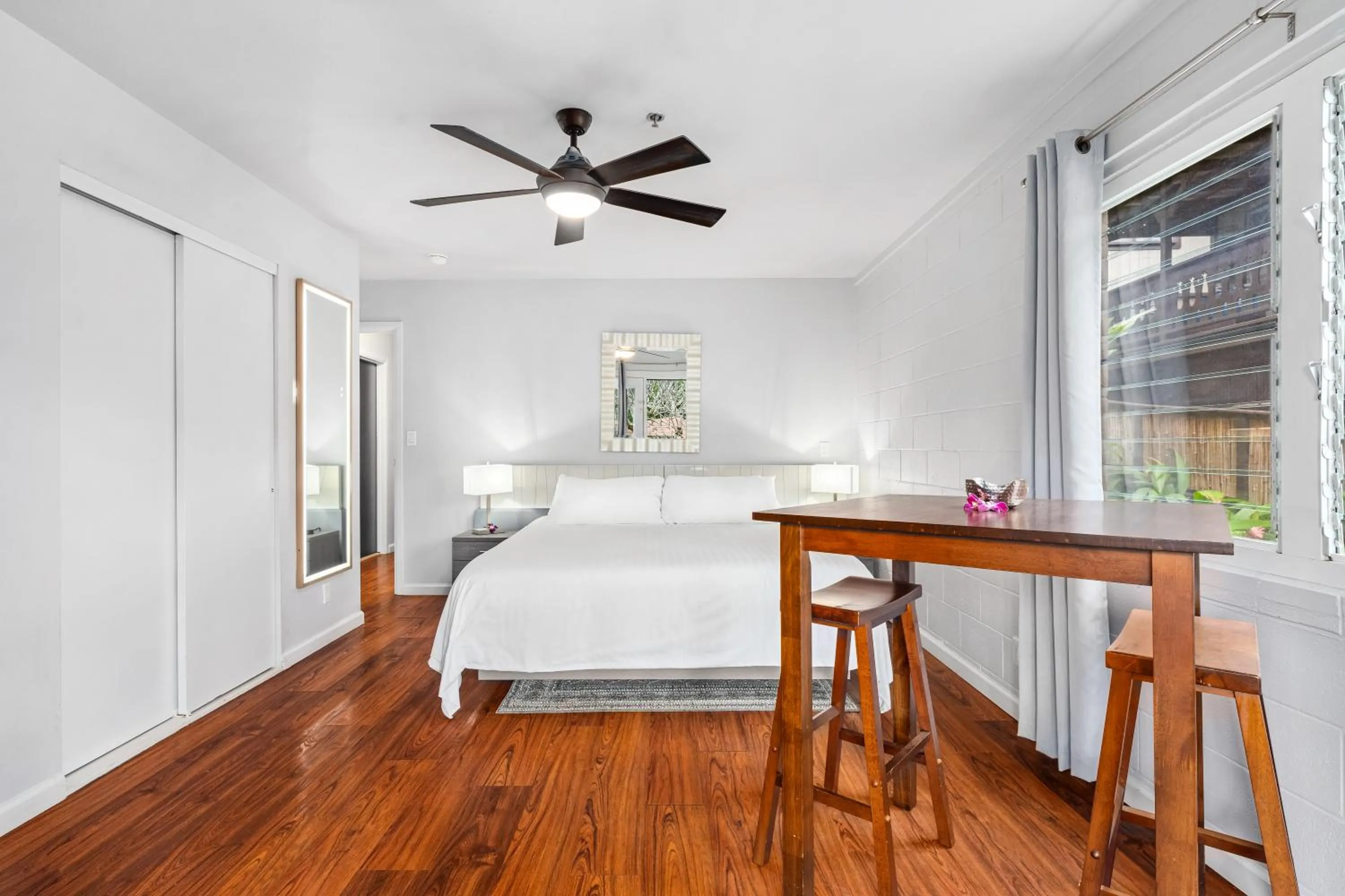 Bed in Paradise Bay Resort