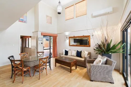 Bay Village Dunsborough