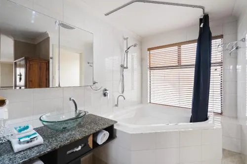 Bay Village Dunsborough