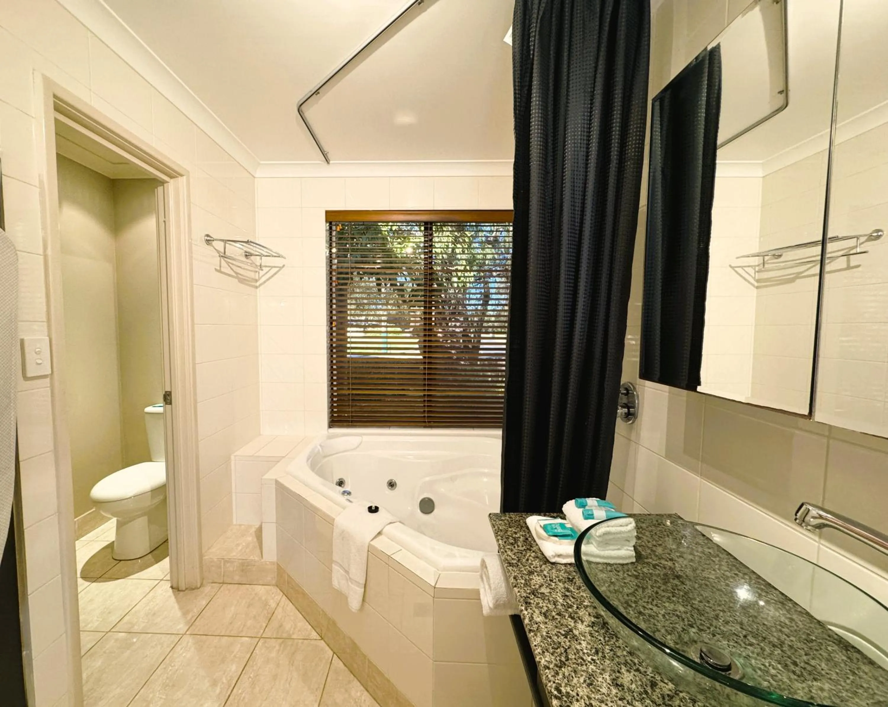 Bay Village Dunsborough