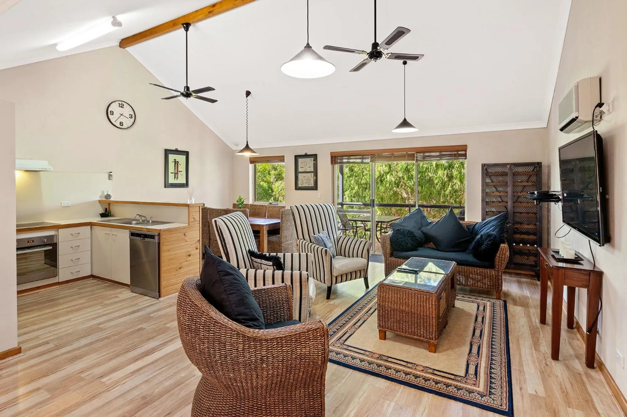 Bay Village Dunsborough