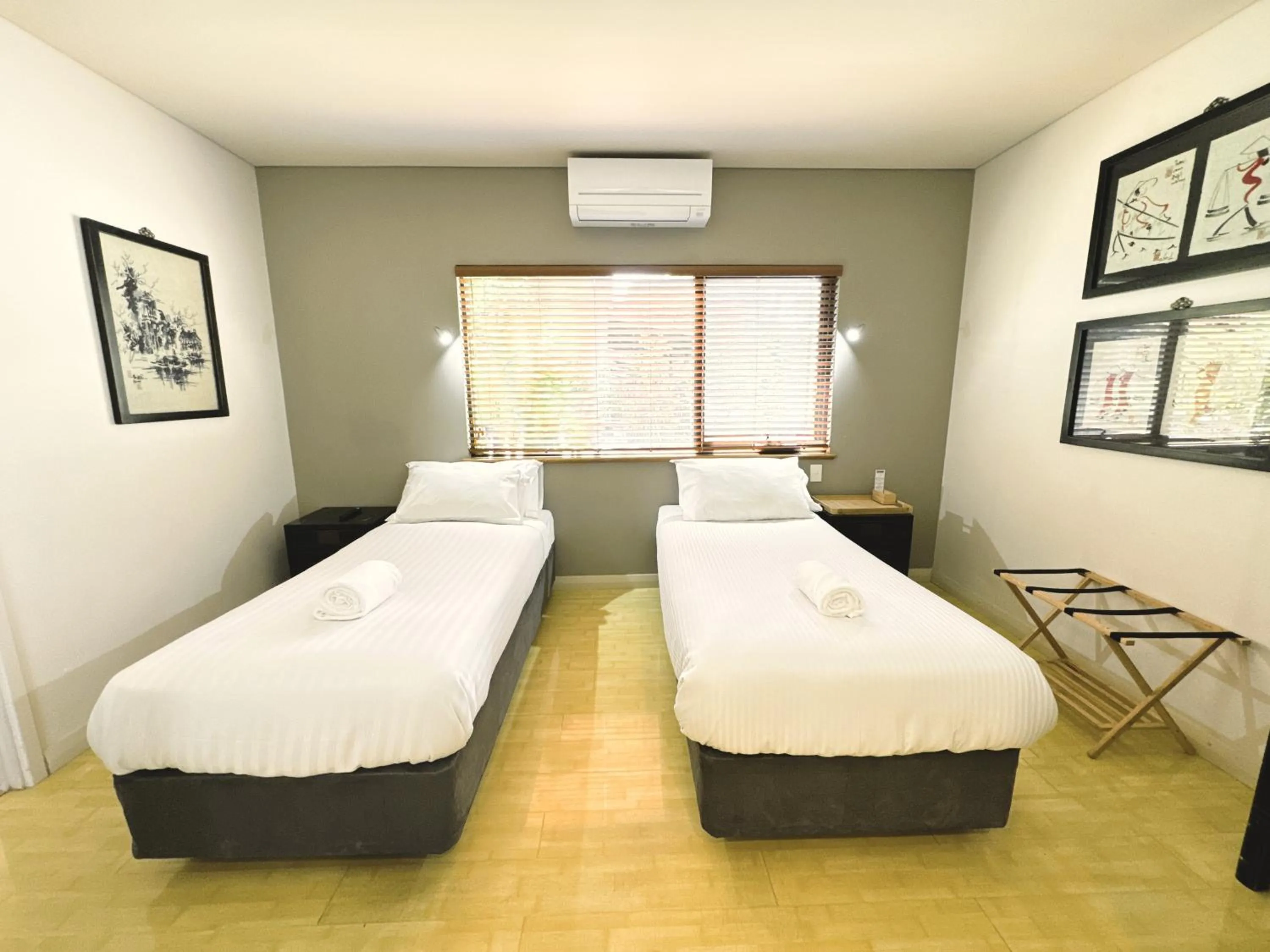 Bed in Bay Village Dunsborough