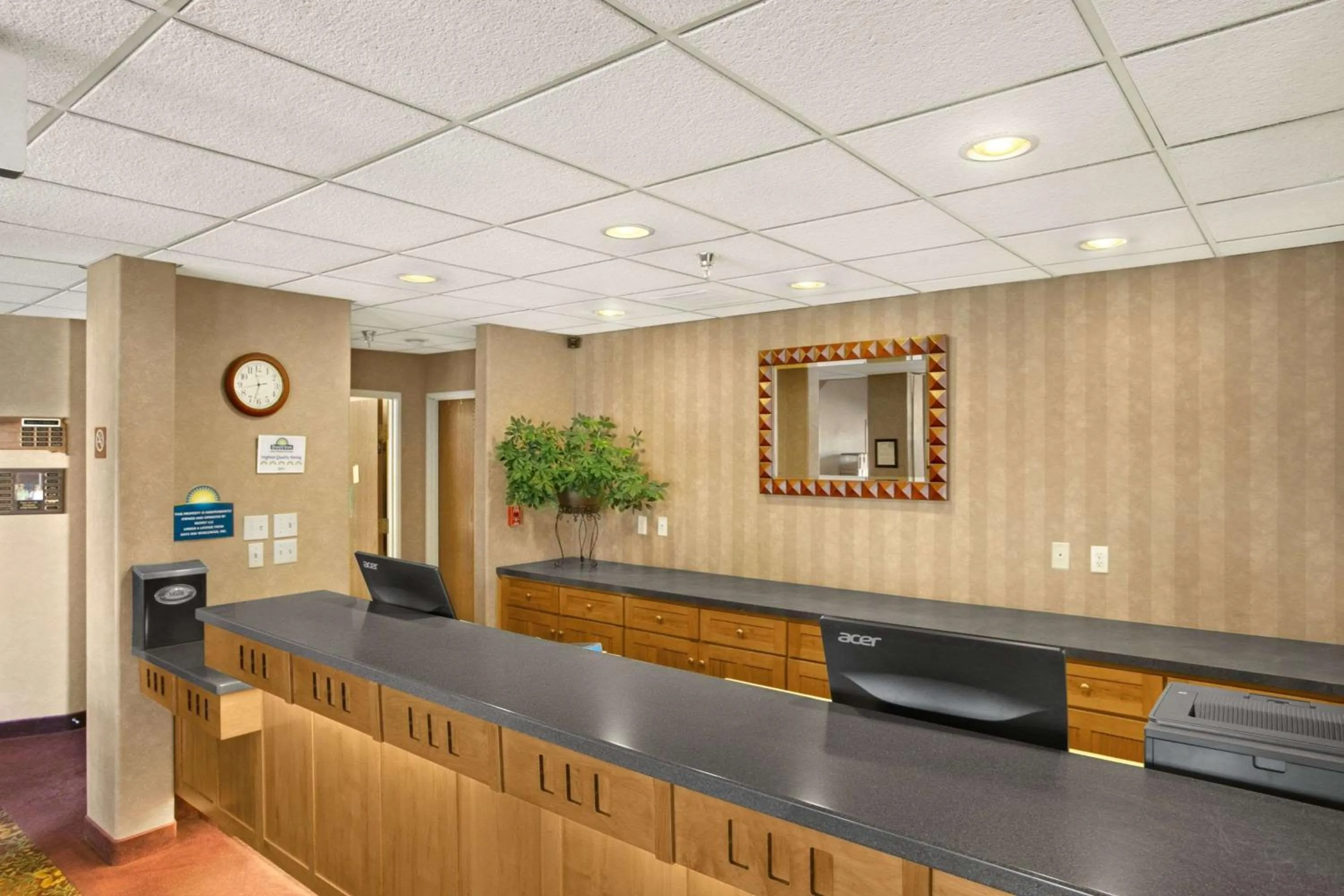 Lobby or reception in Days Inn by Wyndham Rapid City
