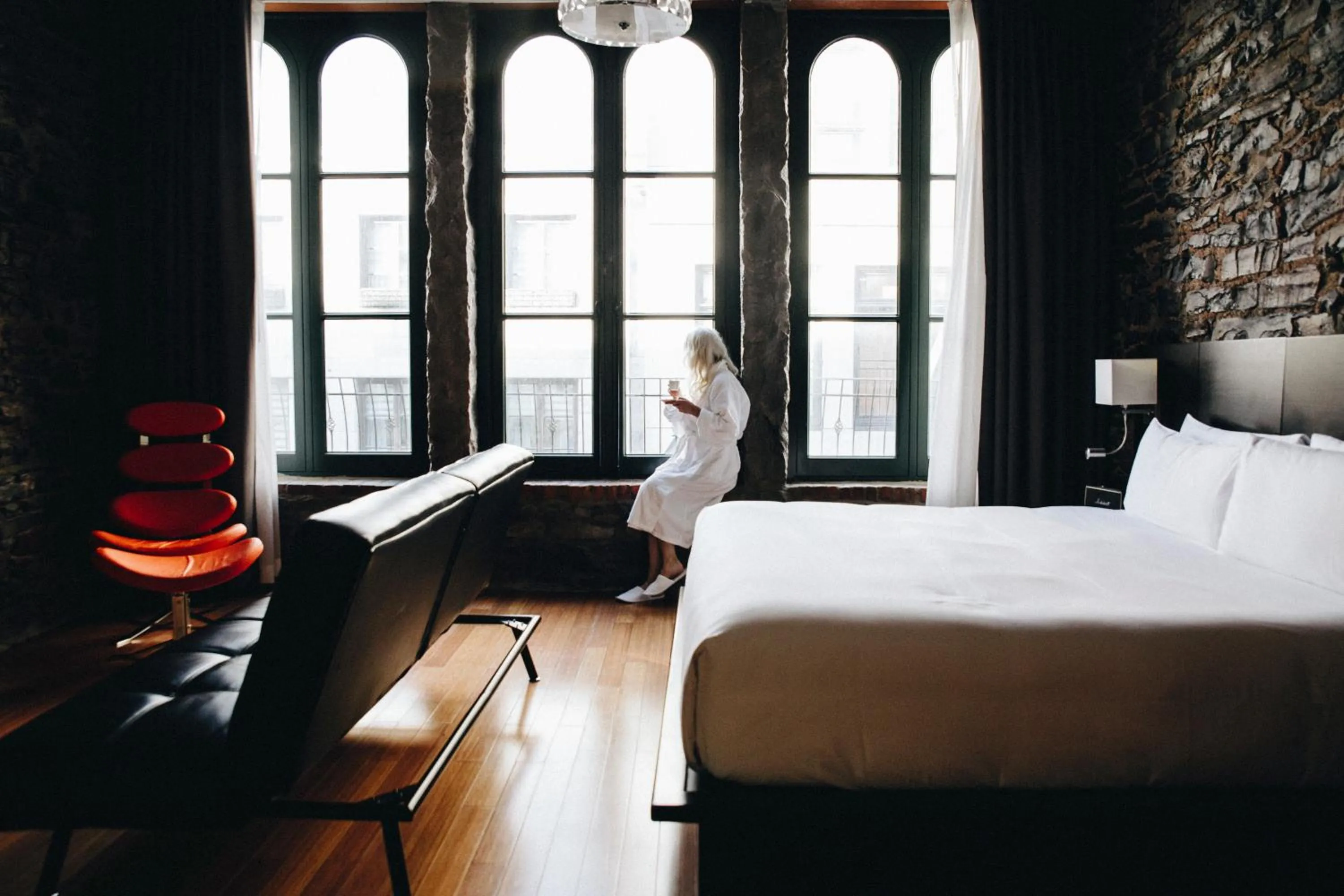 Photo of the whole room, Bed in Le Petit Hôtel Vieux-Montréal - Saint-Paul by Gray Collection