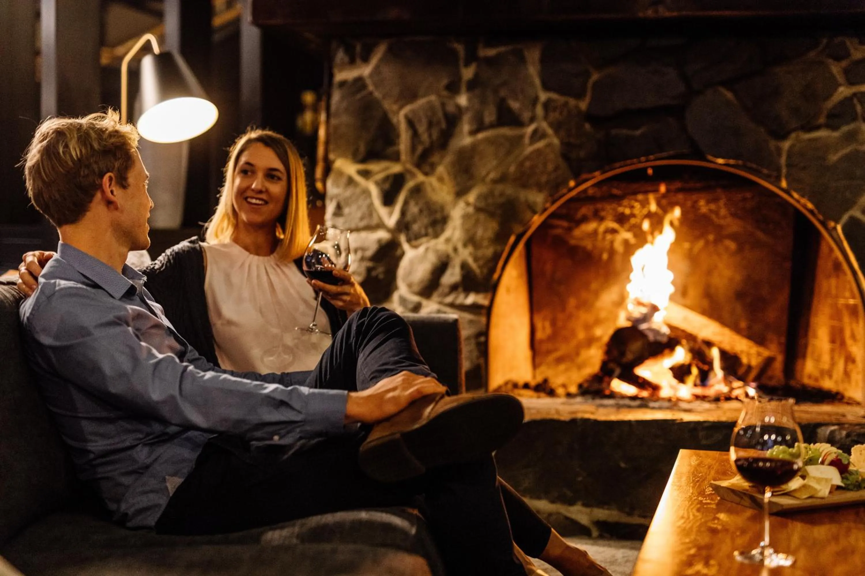 Lounge or bar in Freycinet Lodge