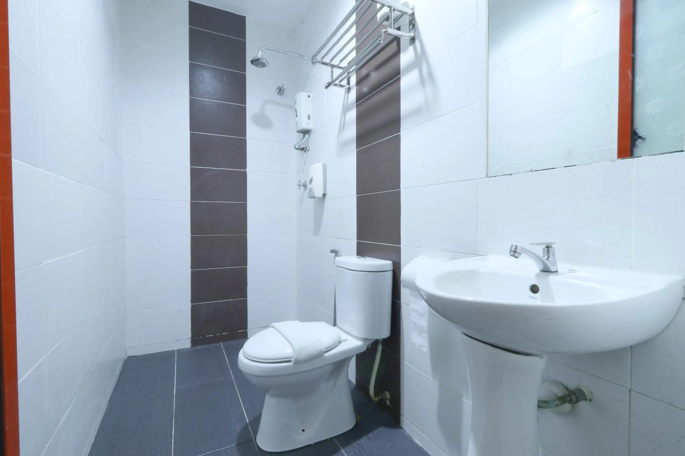 Bathroom in Suite Dreamz Hotel