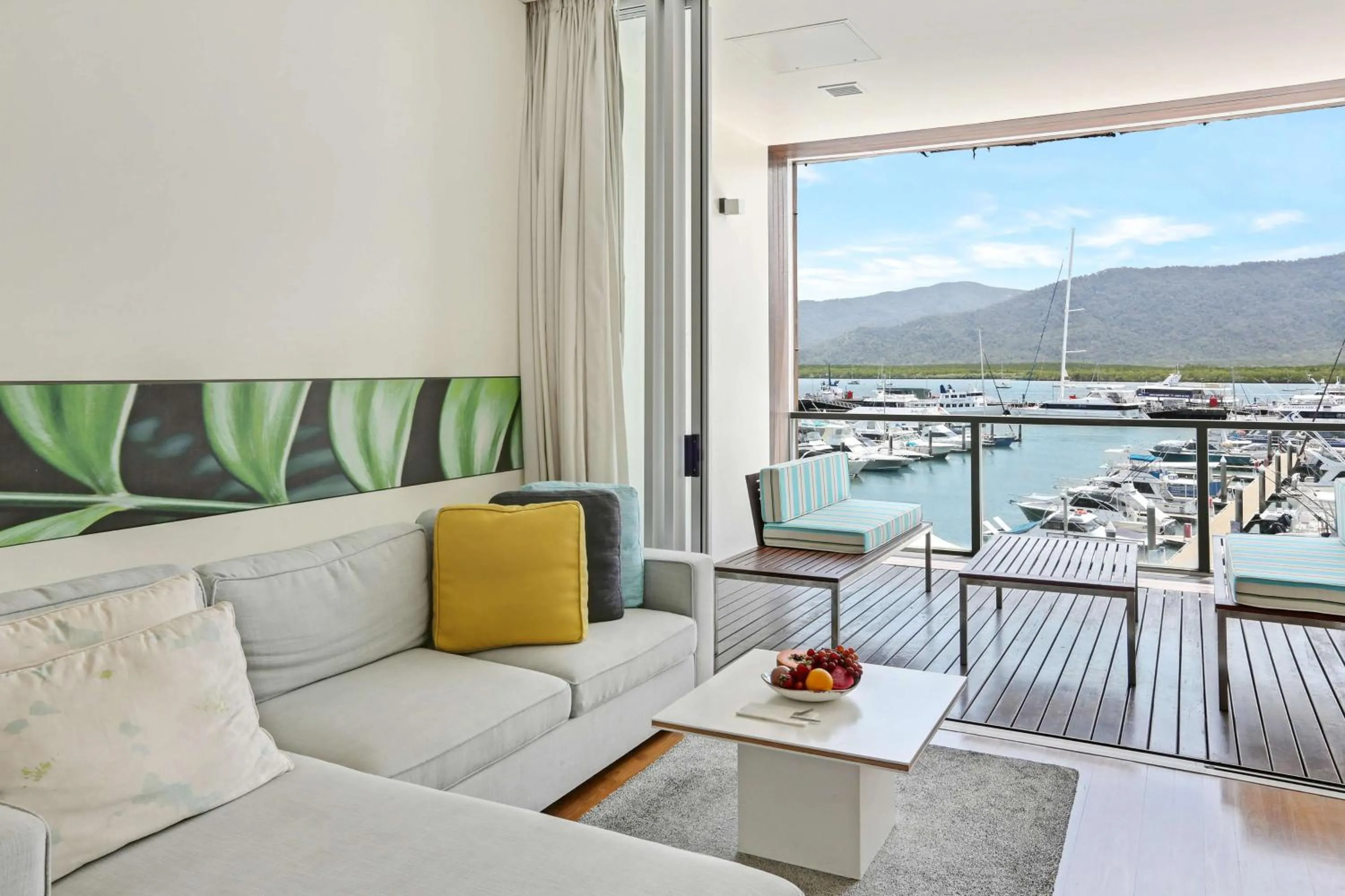 Bedroom in Shangri-La The Marina, Cairns