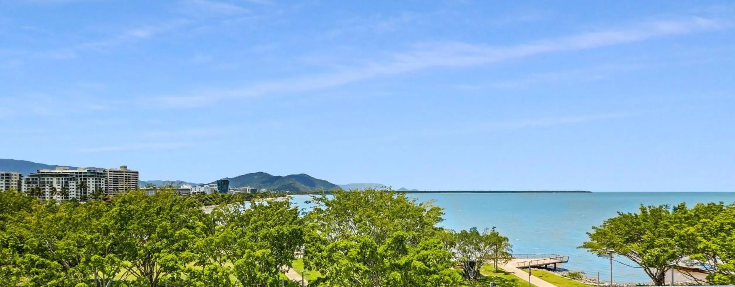 City view in Shangri-La The Marina, Cairns
