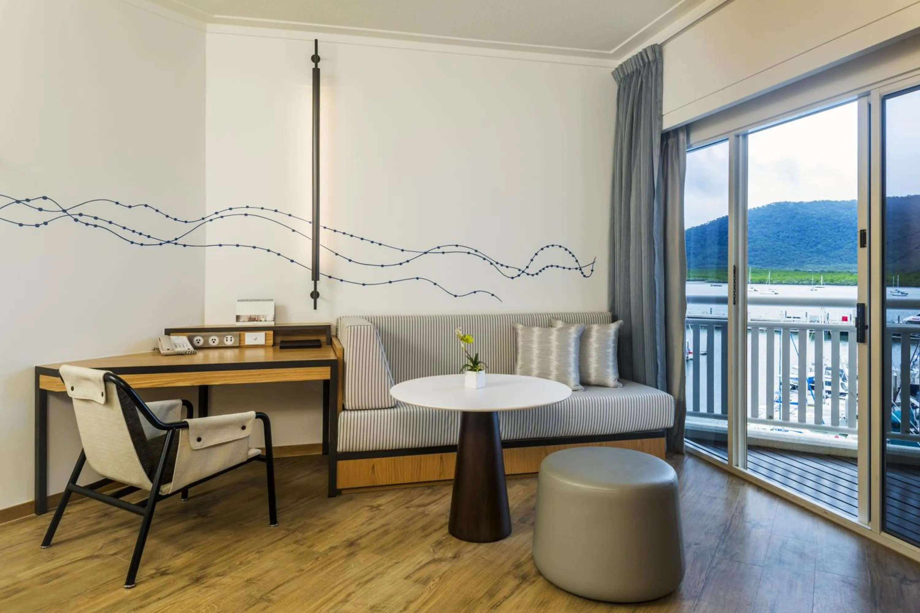 Seating area in Shangri-La The Marina, Cairns