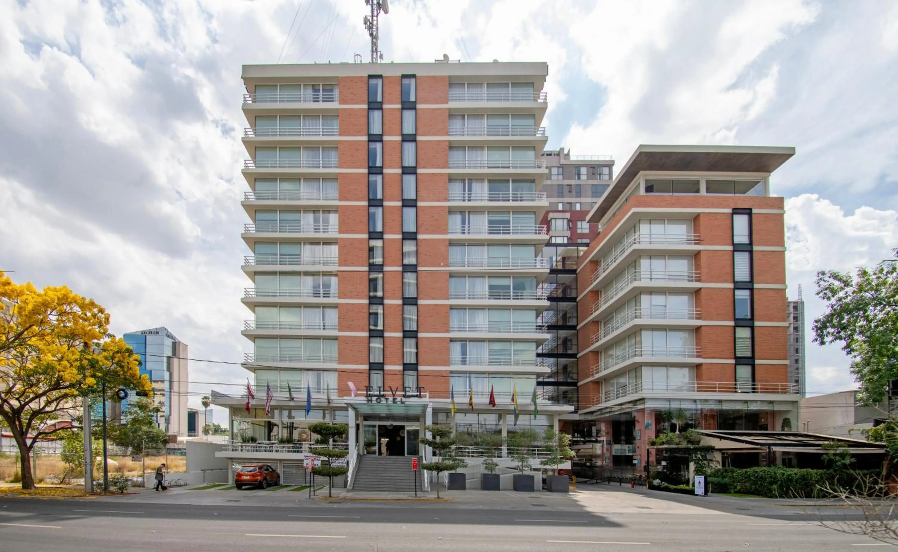 Facade/entrance in Hotel Velvet Plaza