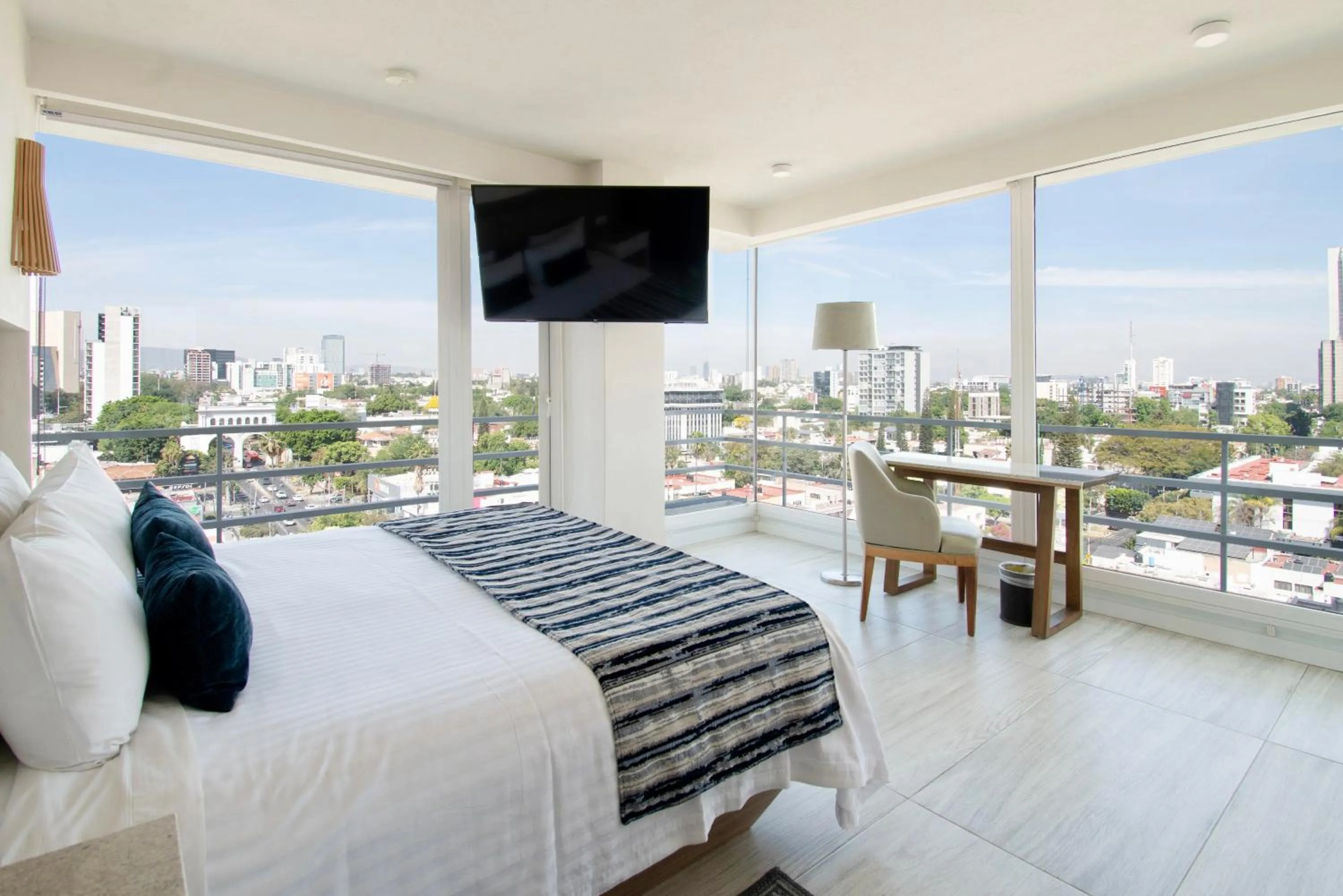 Photo of the whole room, Bed in Hotel Velvet Plaza