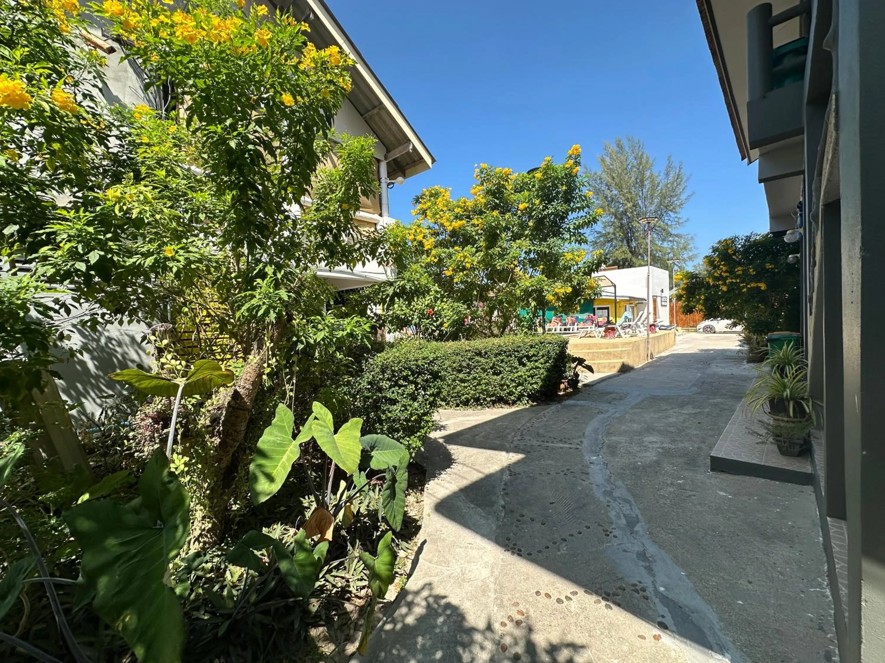 Neighbourhood in Lanta Garden Home