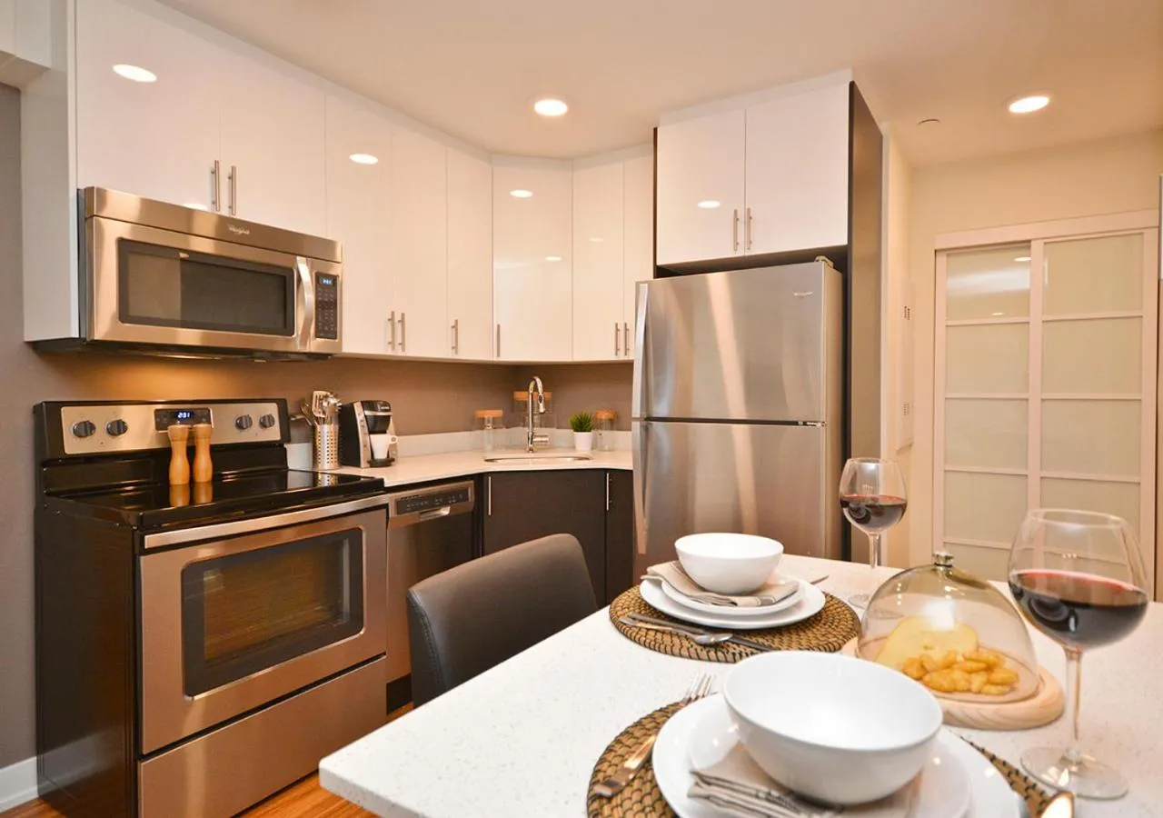 Kitchen or kitchenette in LIV Extended Stay