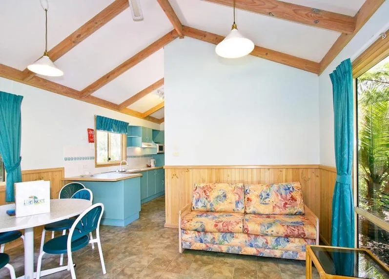 Living room in Lorikeet Holiday Park