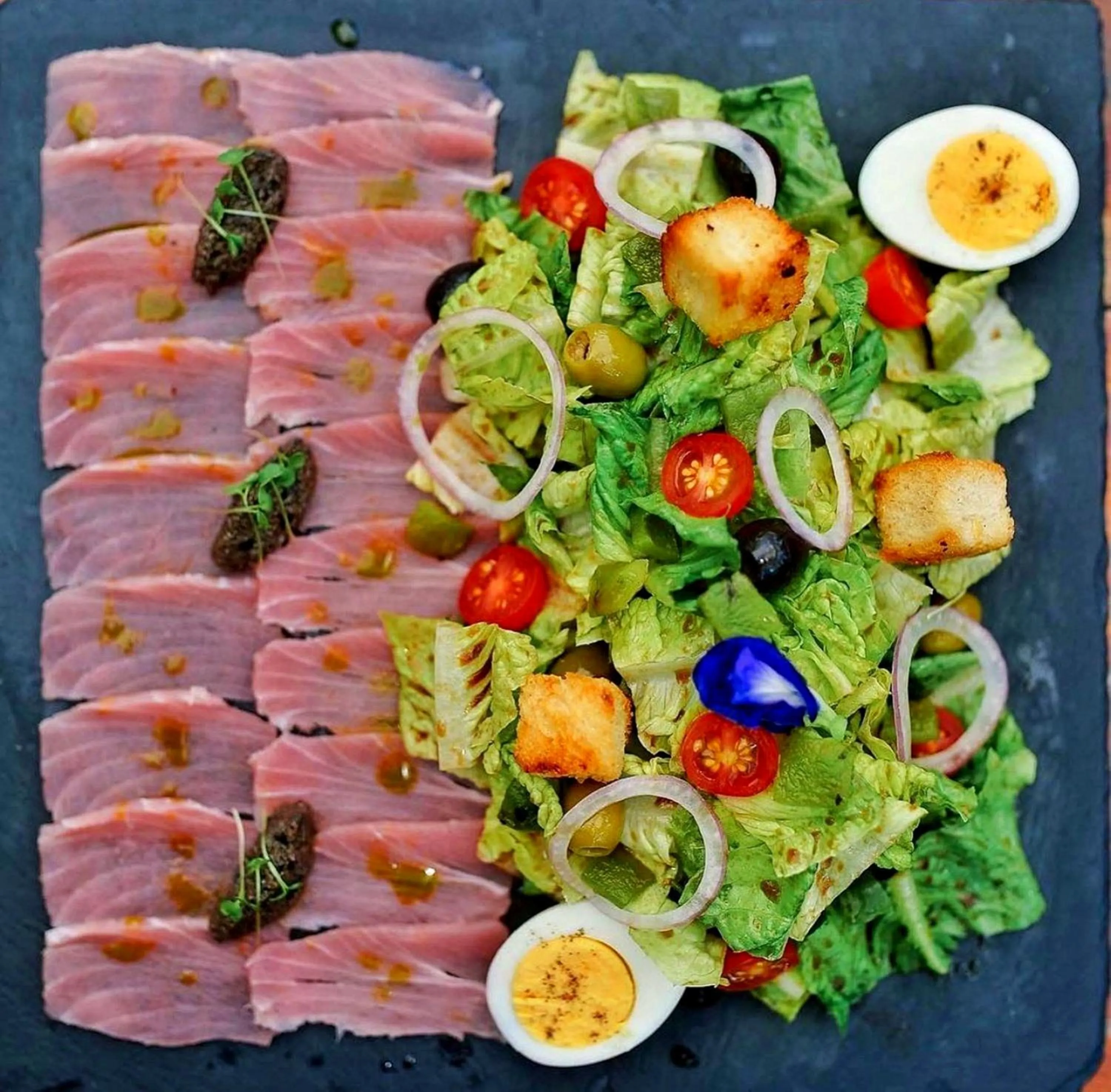 Food in Jony's Beach Resort