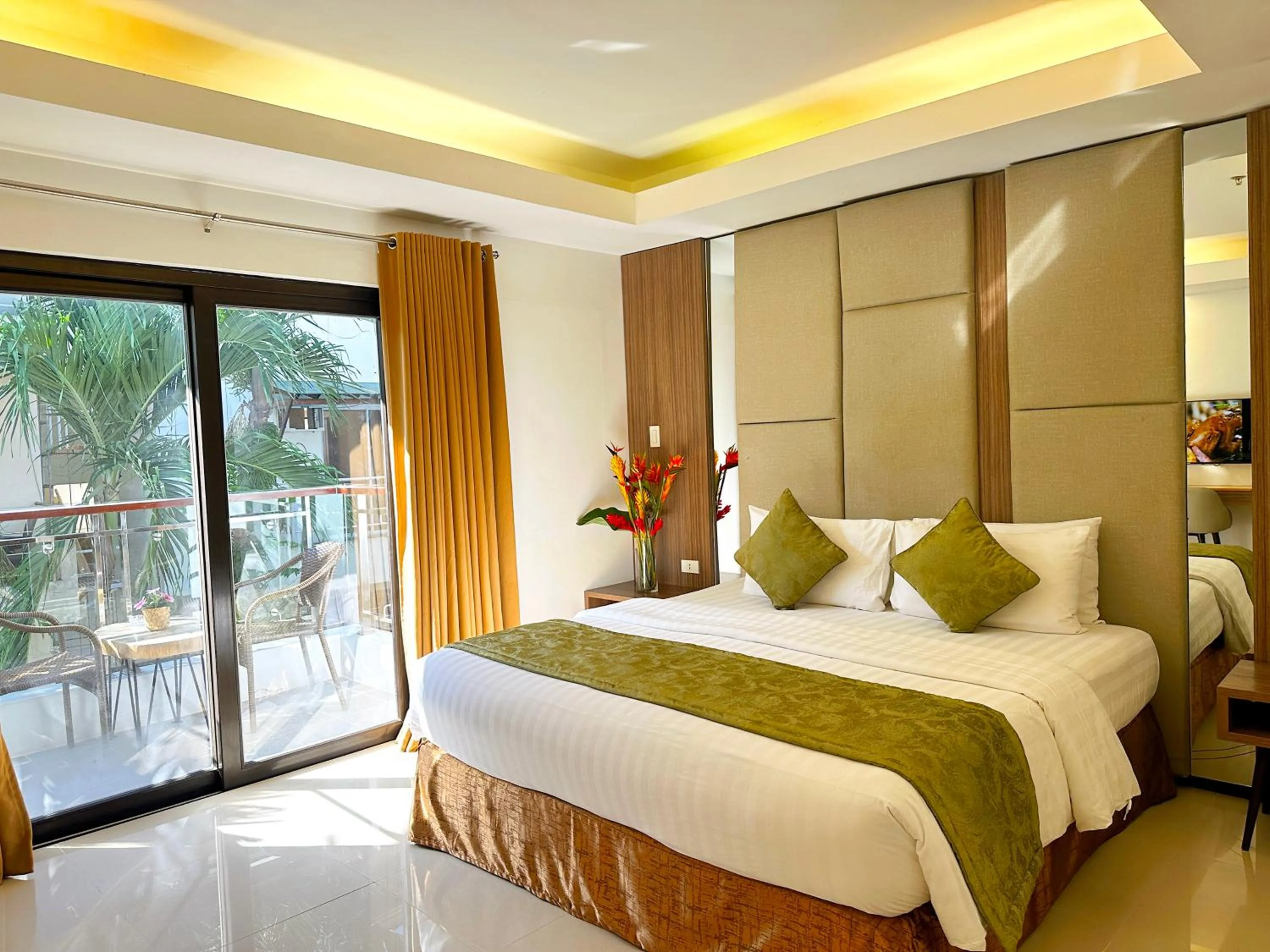 Bed in Jony's Beach Resort