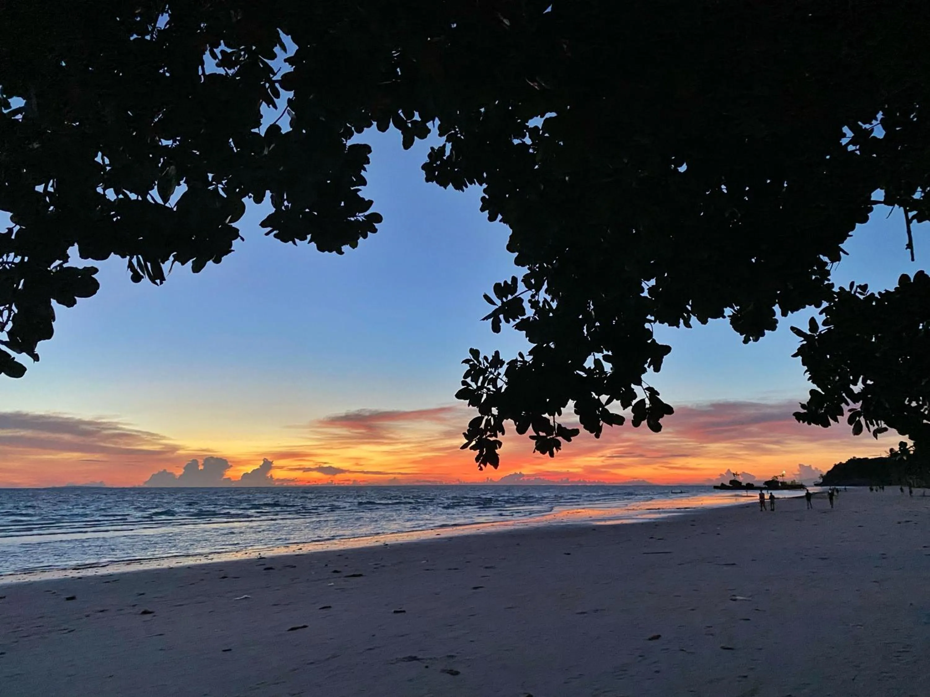 Beach in Jony's Beach Resort