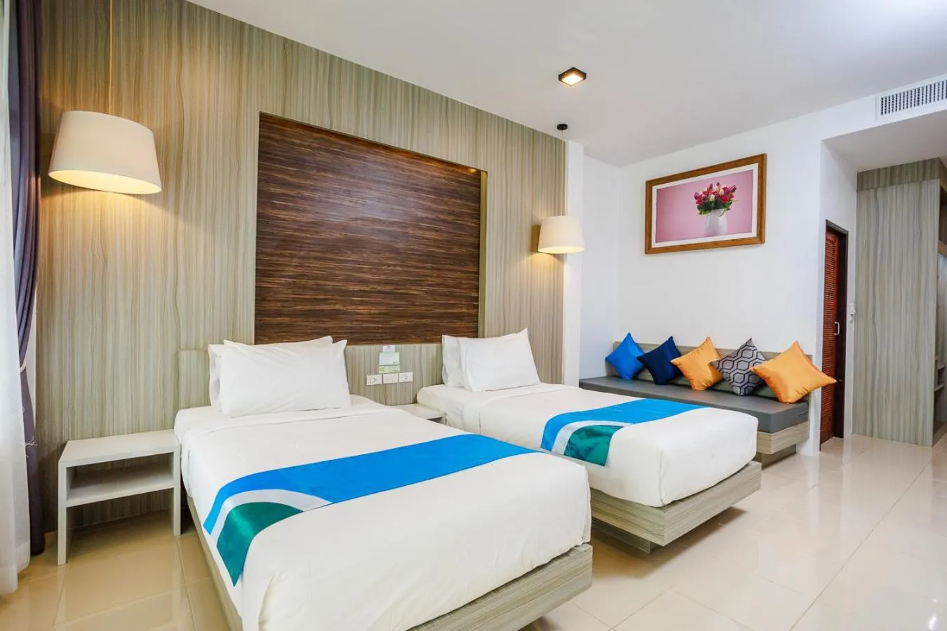 Property building, Bed in Ao Nang Baan Suan Resort