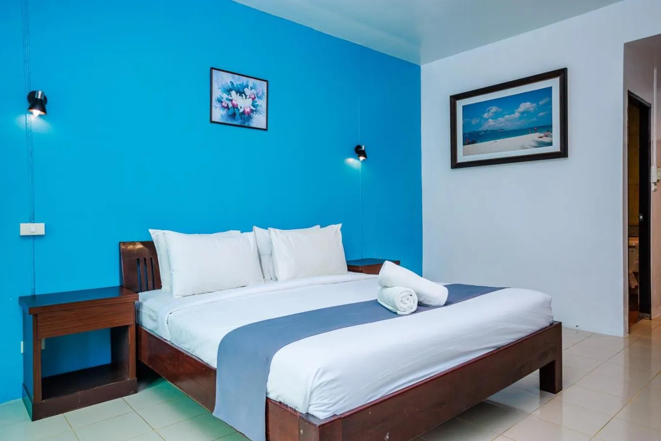 Property building, Bed in Ao Nang Baan Suan Resort