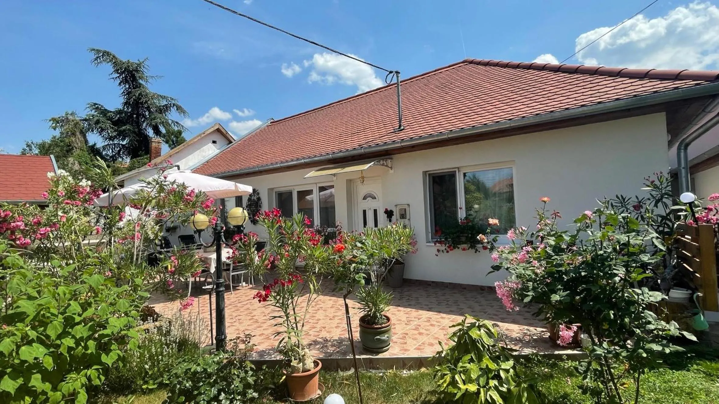 Two-Bedroom Apartment - single occupancy in Elizabeth Apartman