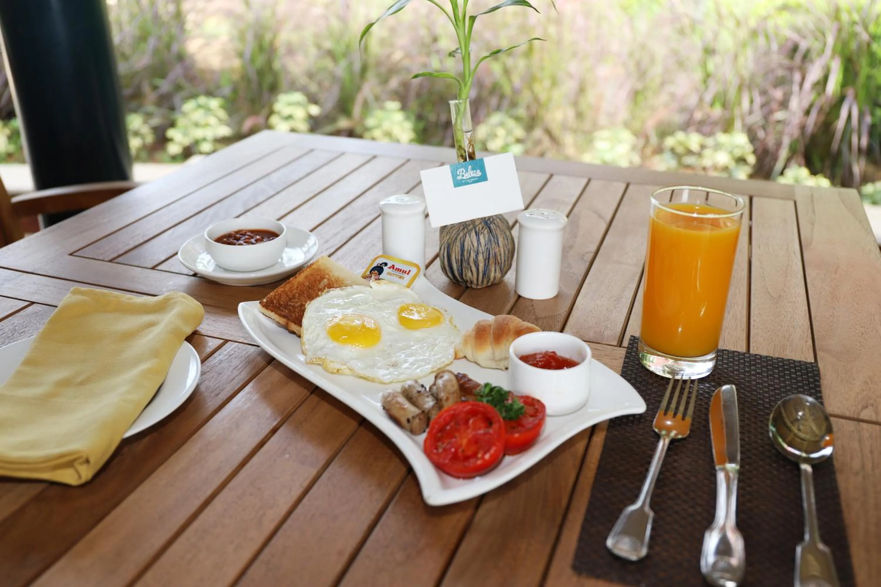 Breakfast in Beleza By The Beach
