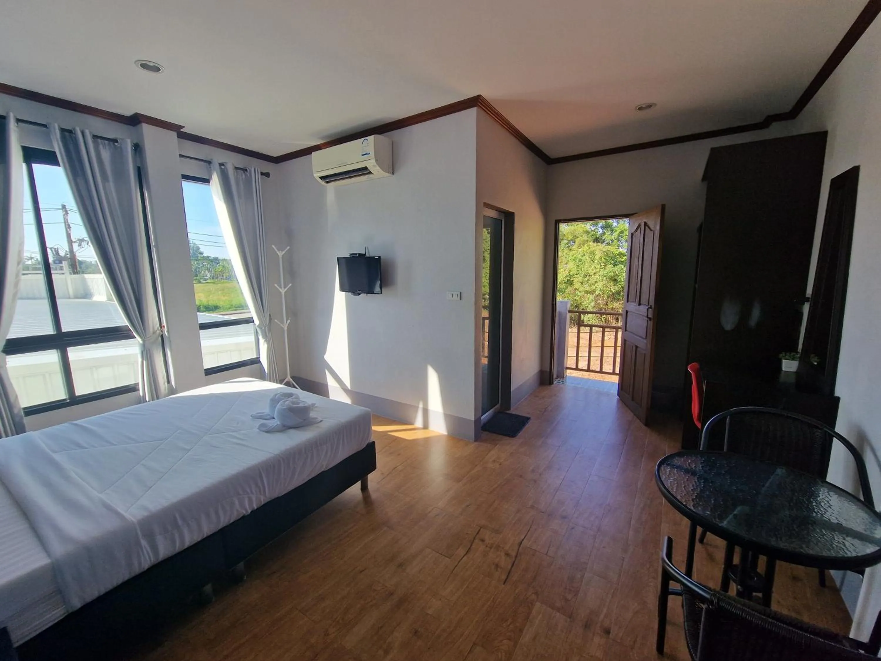 Bed in Rim Khao Resort